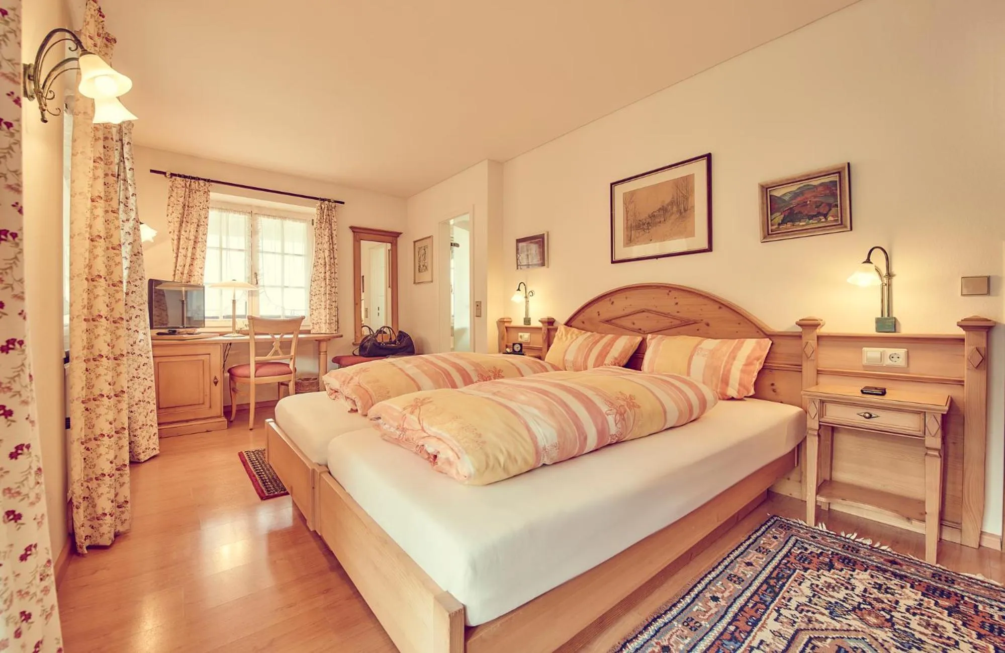 Photo of the whole room, Bed in Landgasthof zur Sonne