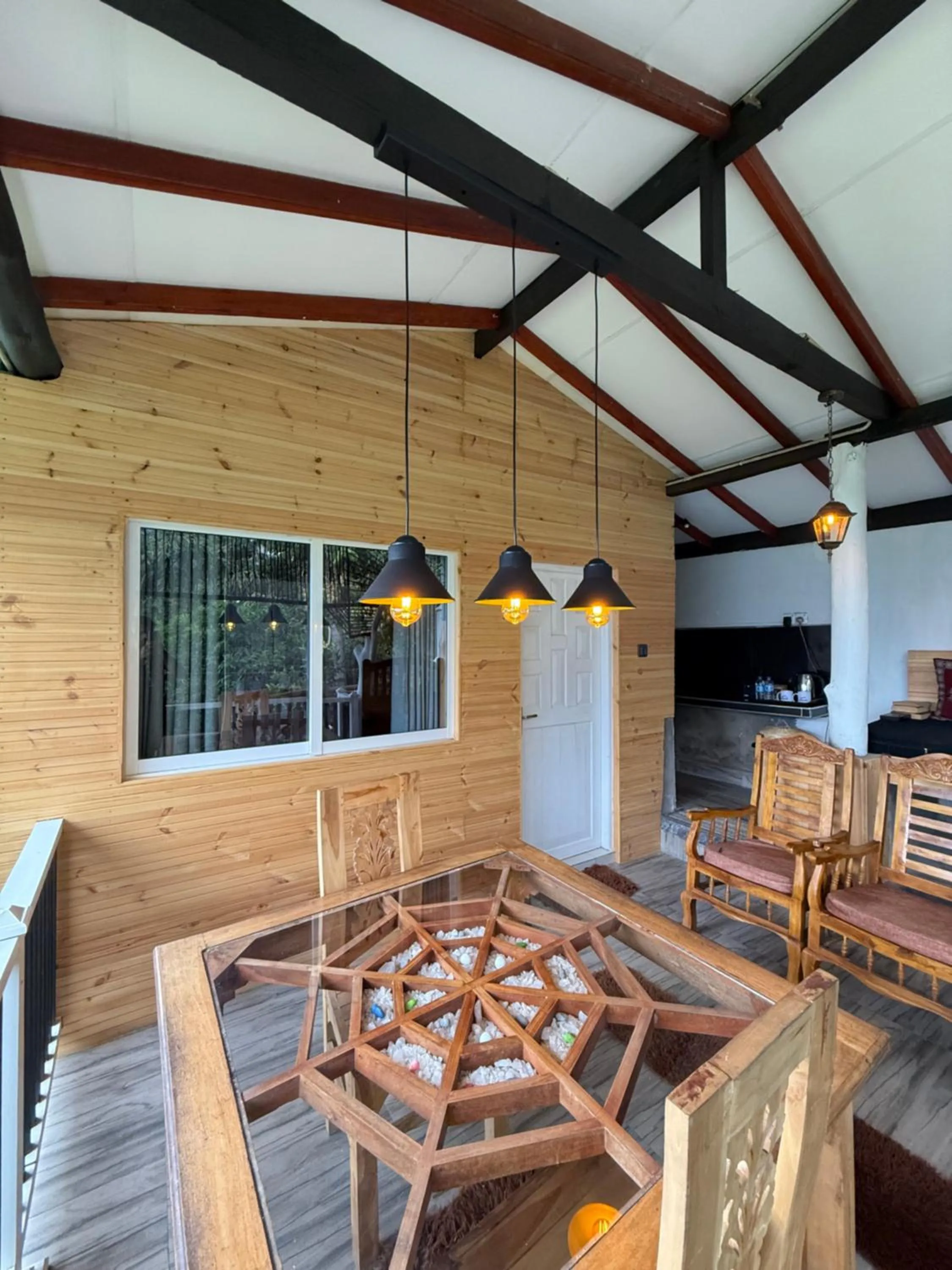 Balcony/Terrace in Guest Inn Avendra