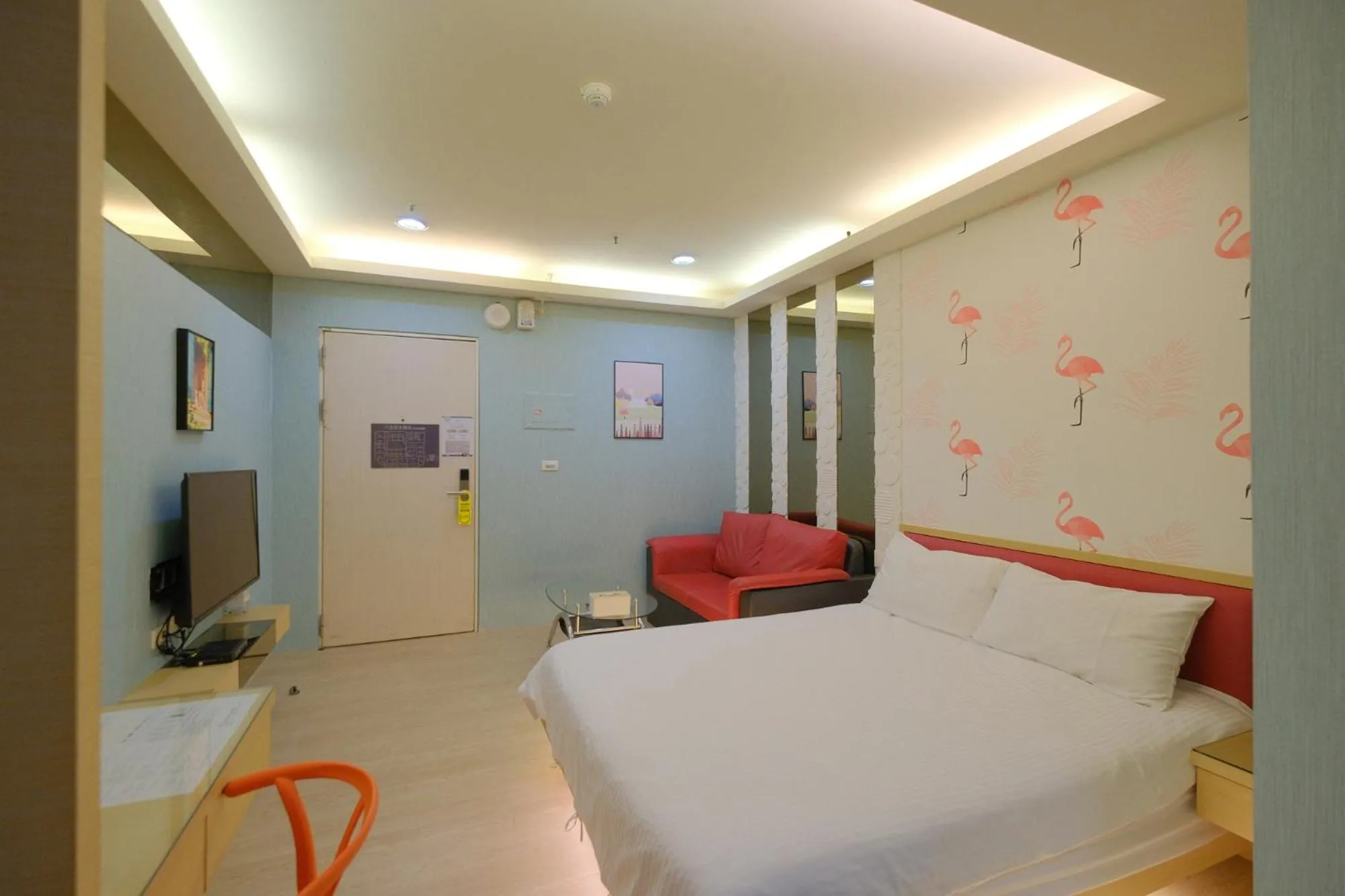 Photo of the whole room, Bed in 85 Asia Hotel