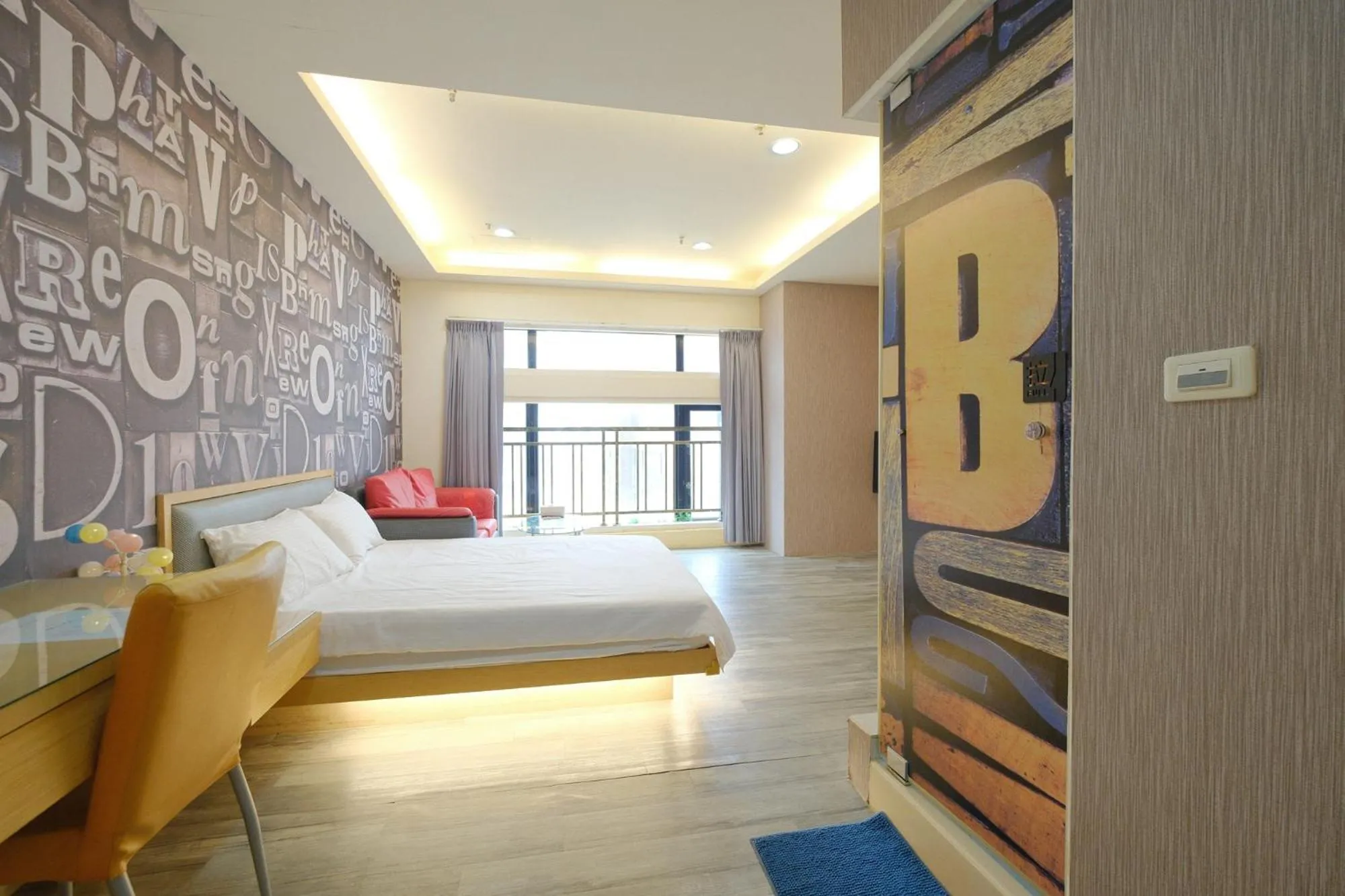 Photo of the whole room, Bed in 85 Asia Hotel