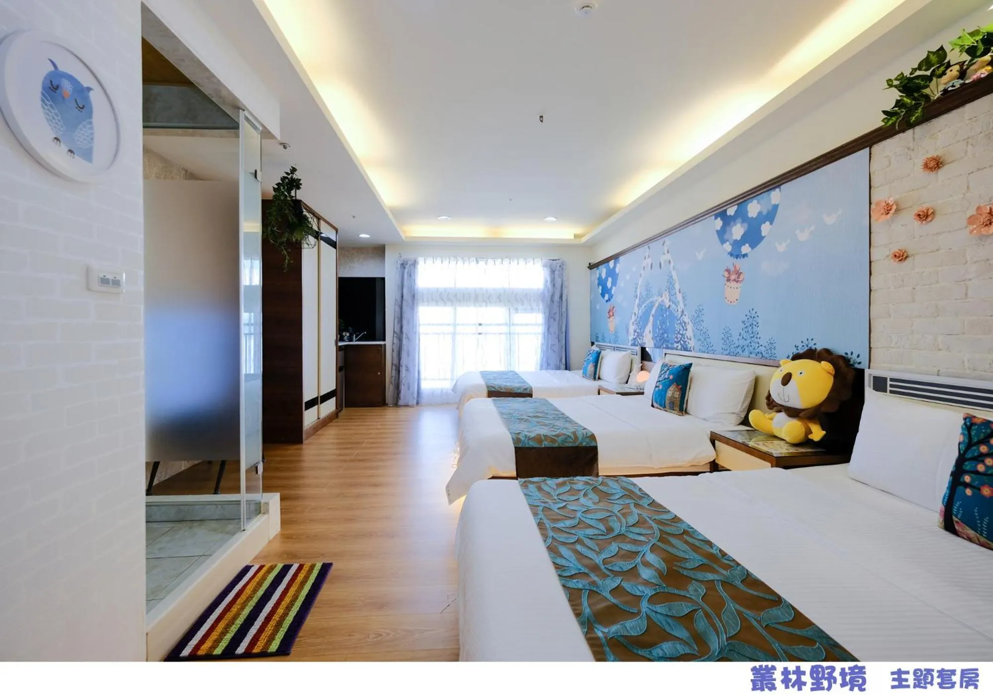 Photo of the whole room, Bed in 85 Asia Hotel