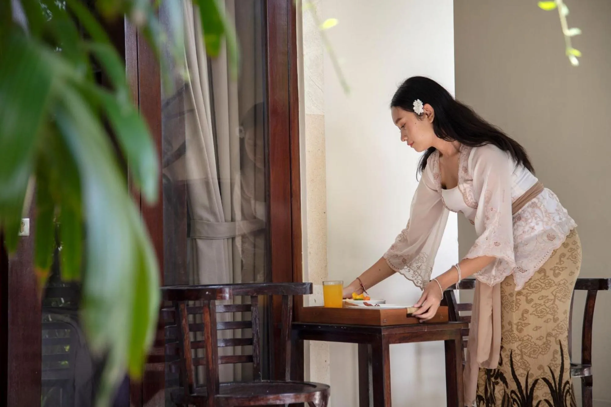 Staff in Canggu Bona Kubu by Kamara