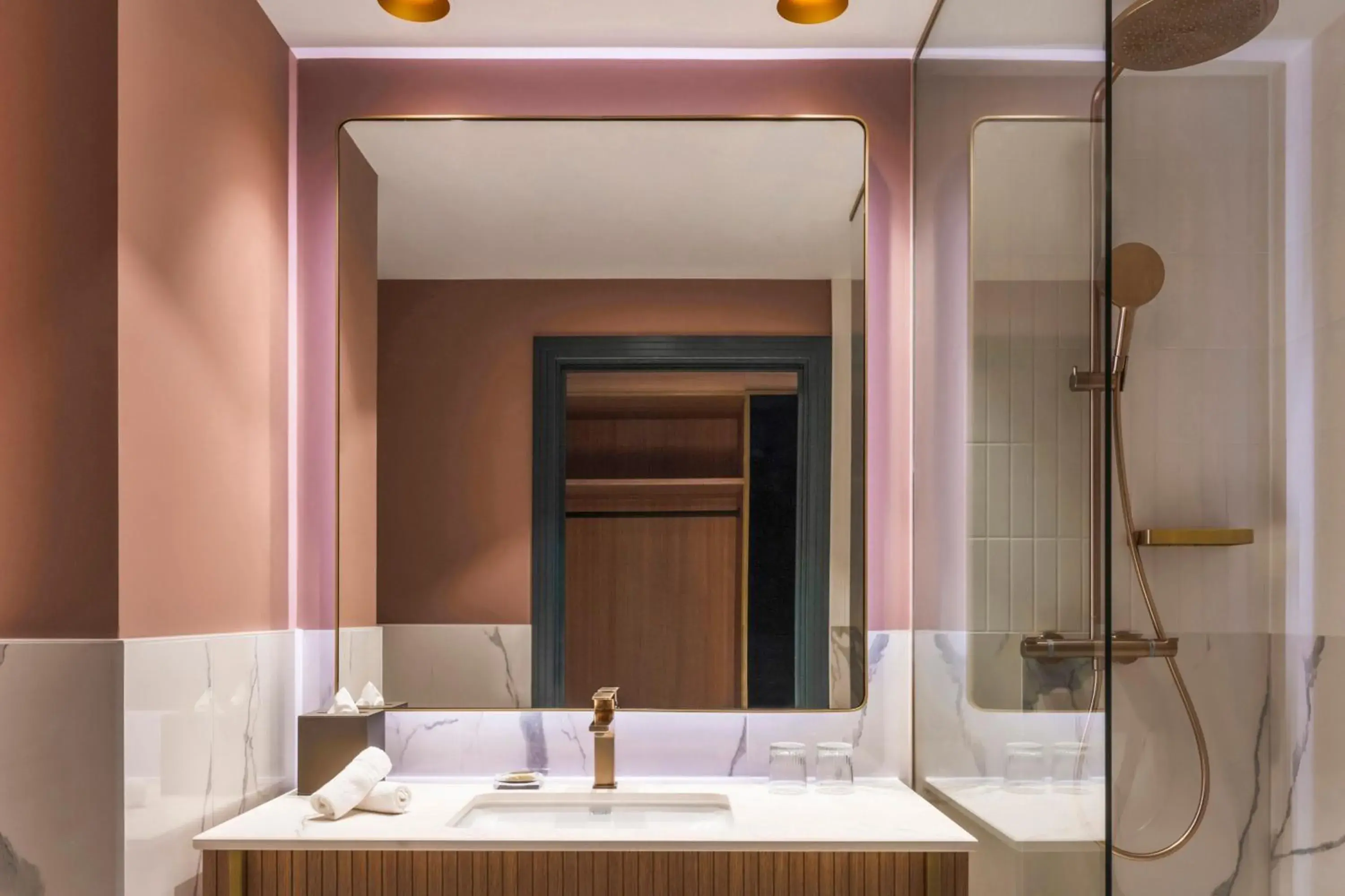 Signature Suite - Club Lounge Access in Brussels Marriott Hotel Grand Place Signature Suite - Club Lounge Access in Brussels Marriott Hotel Grand Place