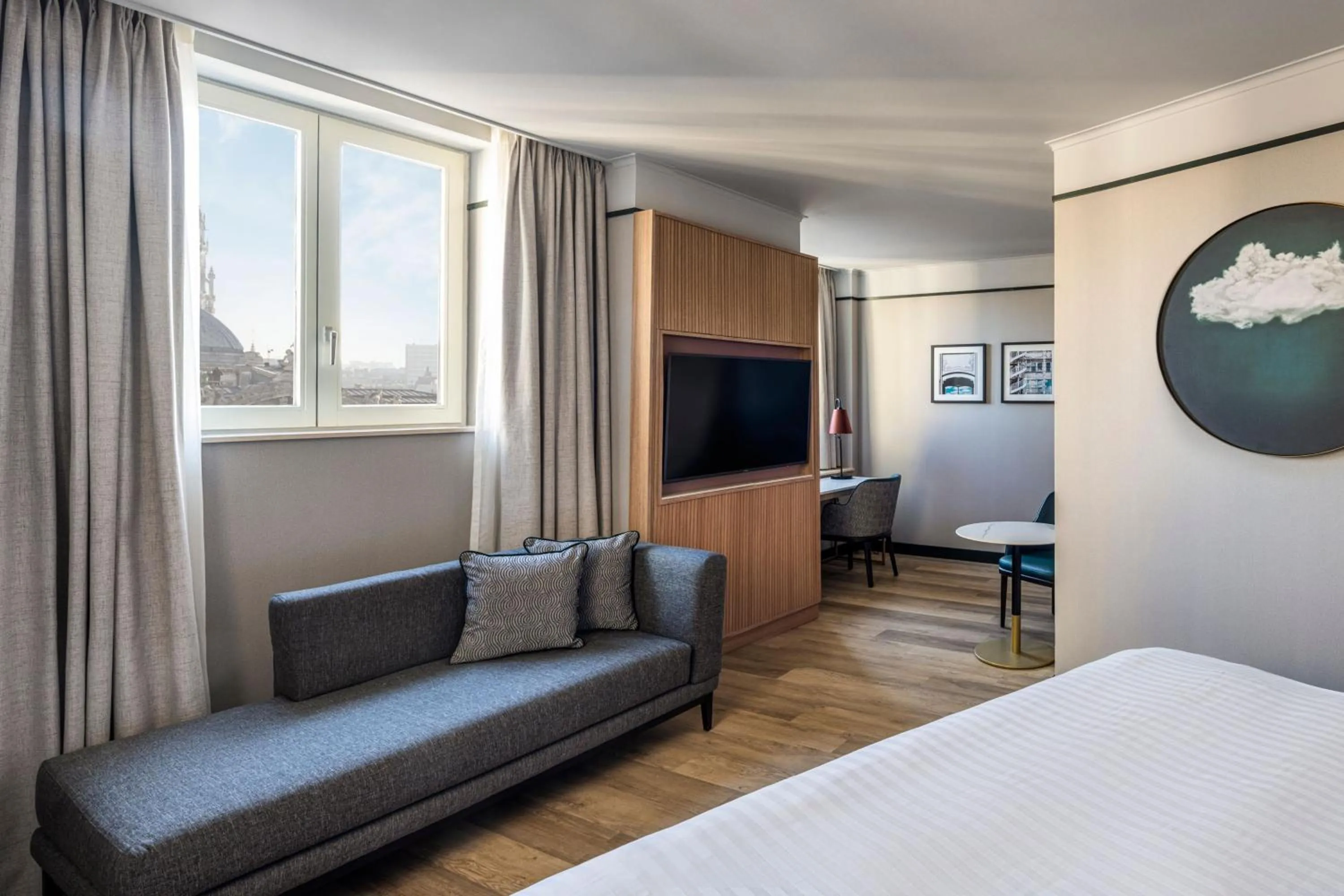 Lounge or bar, Bed in Brussels Marriott Hotel Grand Place