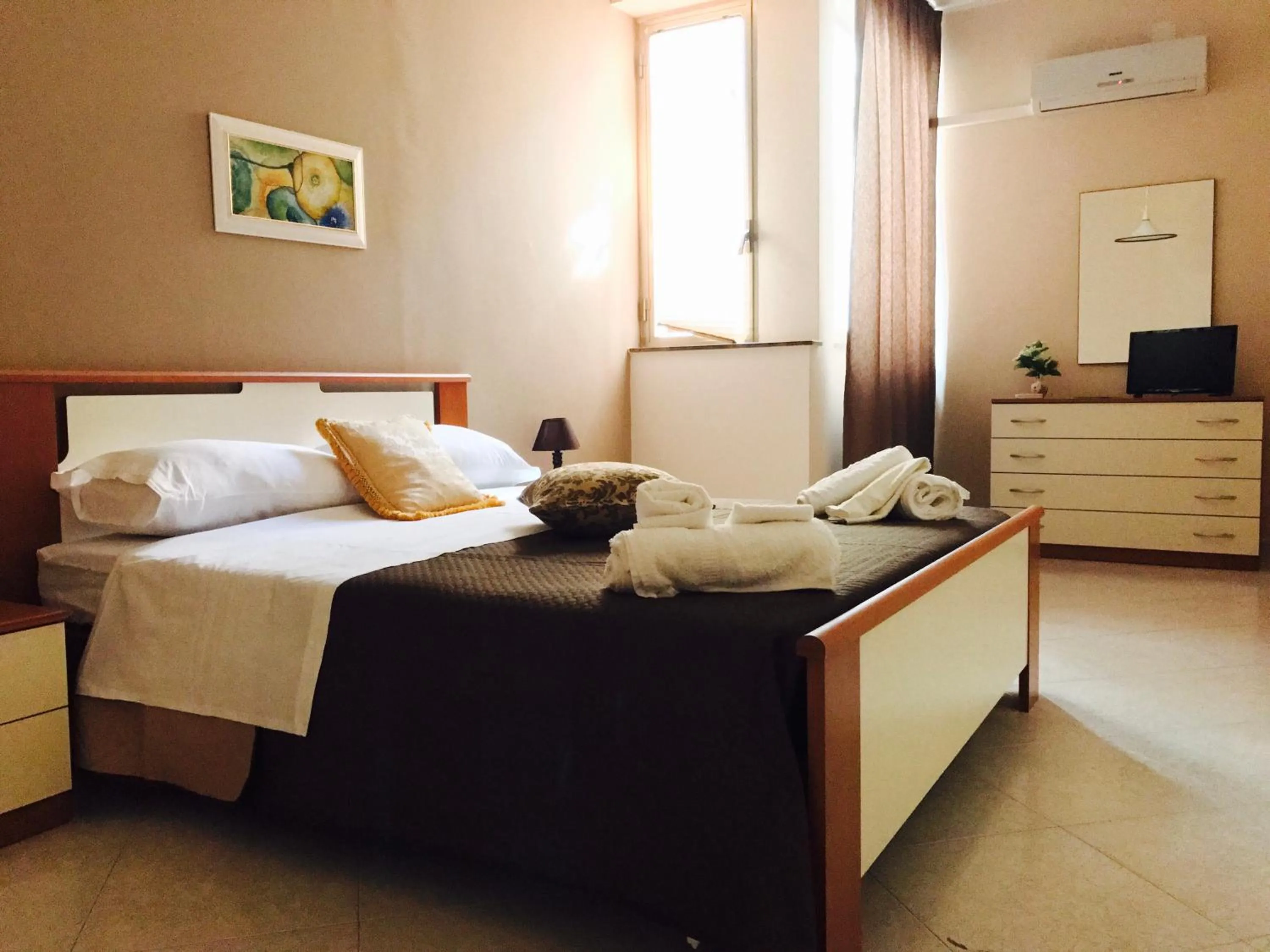 Bed in B&B Sikelia Mare