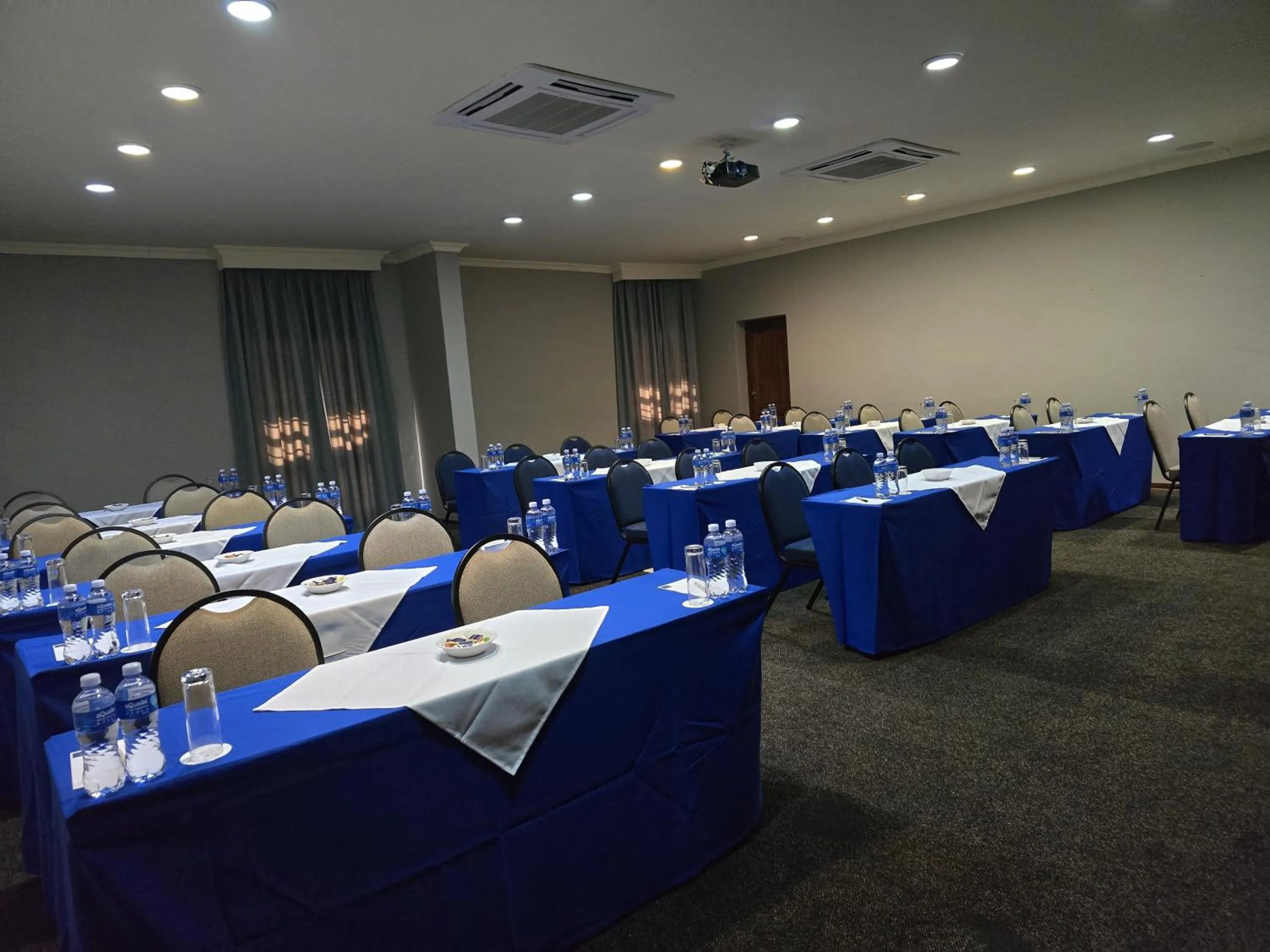 Protea Hotel by Marriott Harrismith Montrose