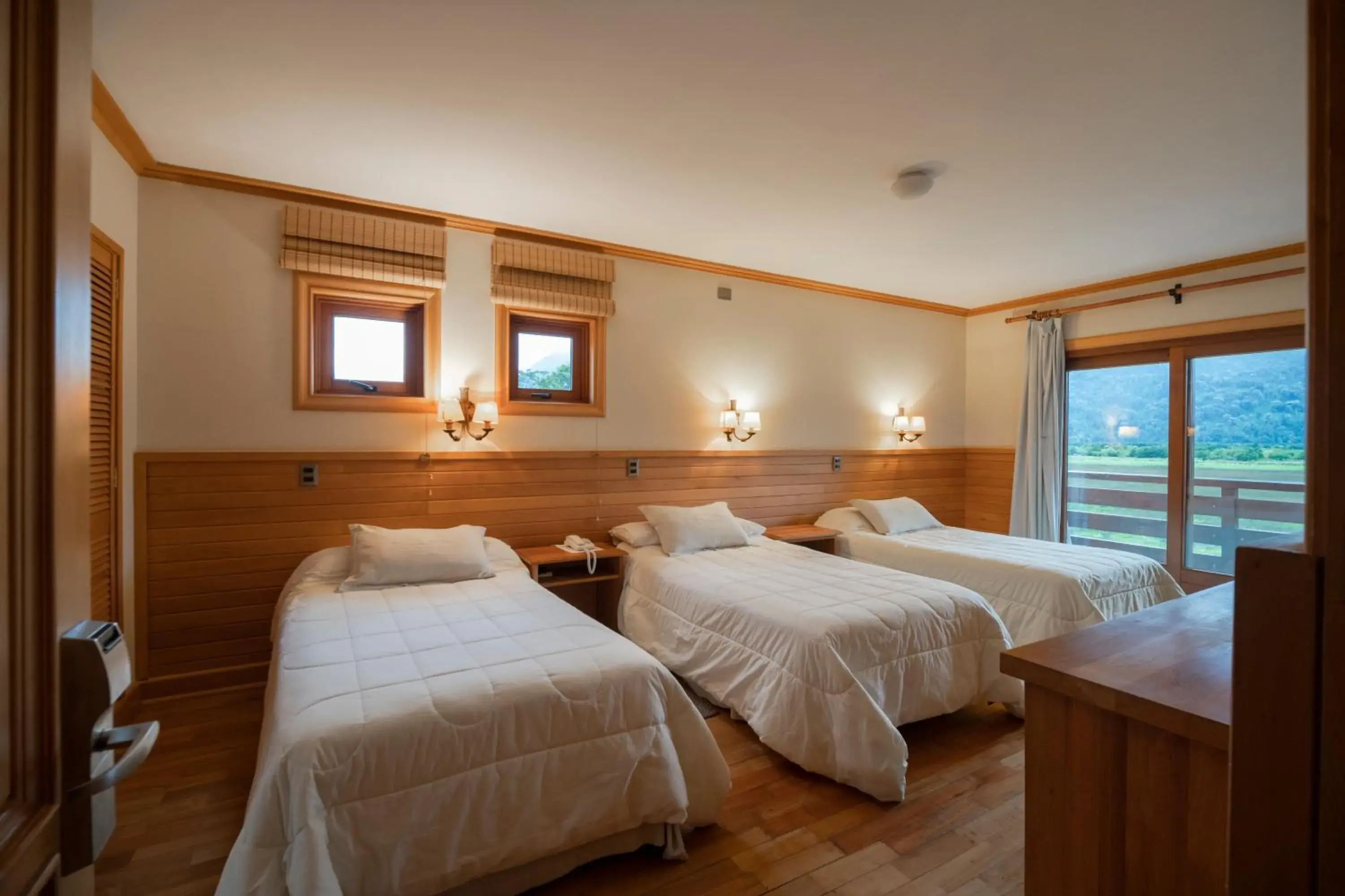 Triple Room in Hotel Natura Triple Room in Hotel Natura