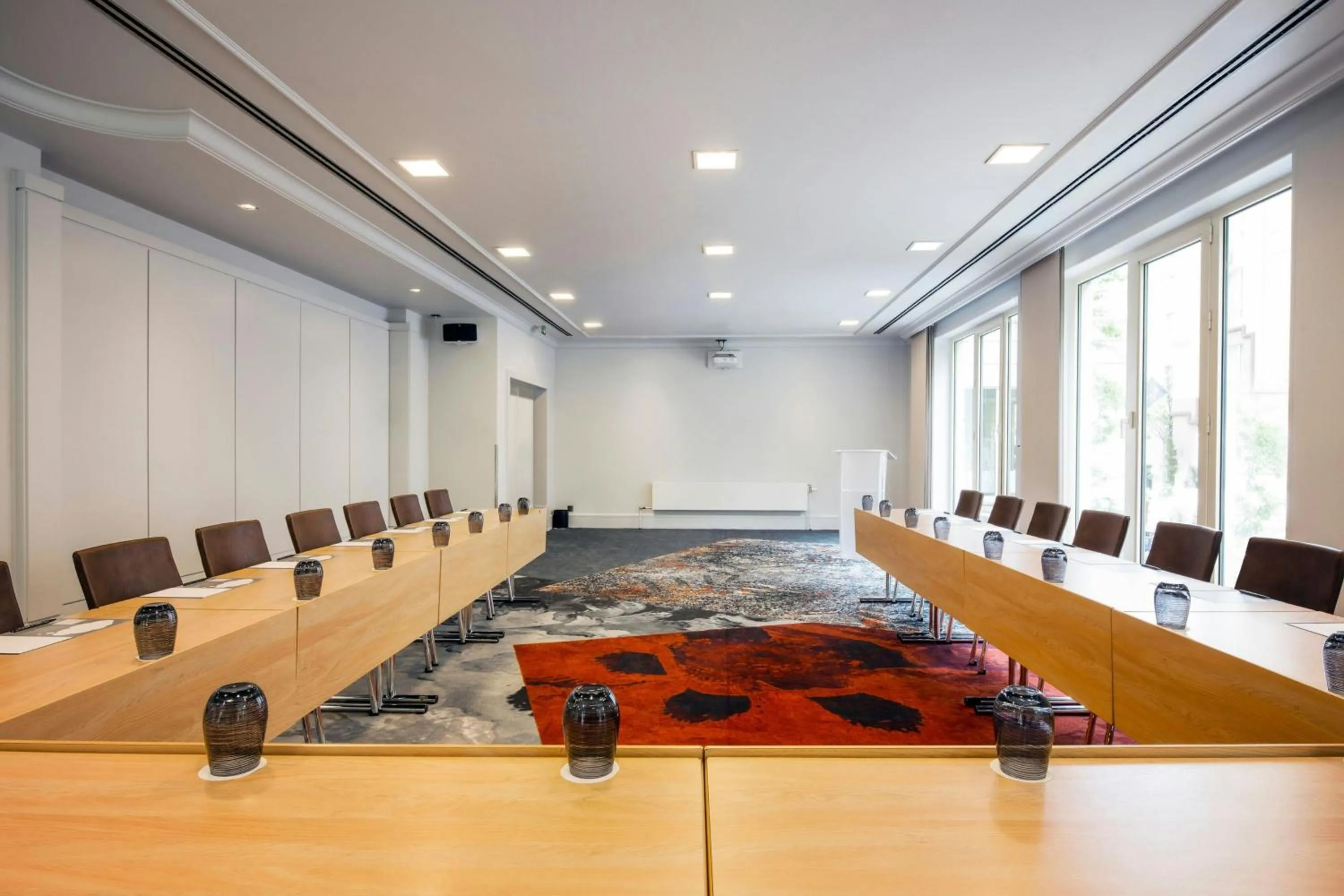 Meeting/conference room in Renaissance Brussels Hotel