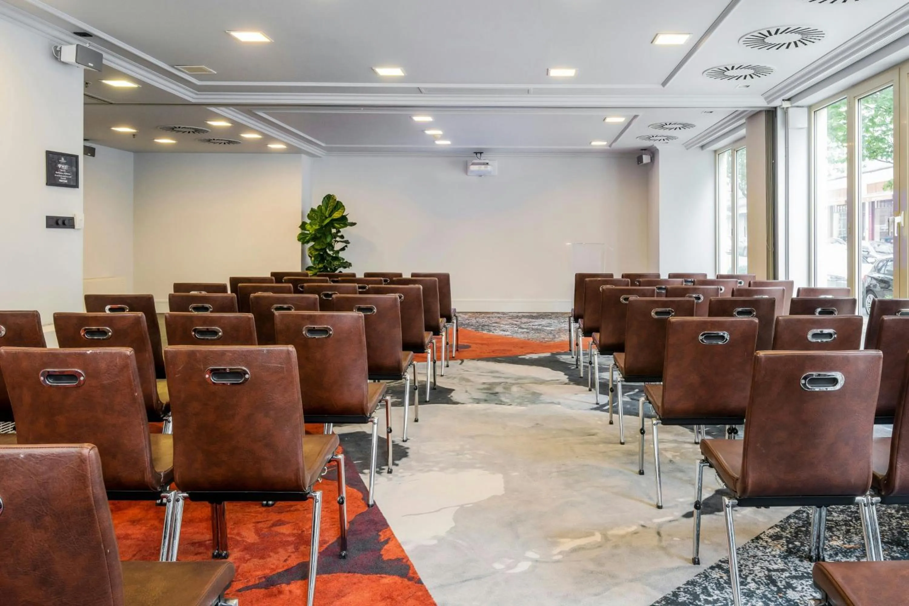 Meeting/conference room in Renaissance Brussels Hotel