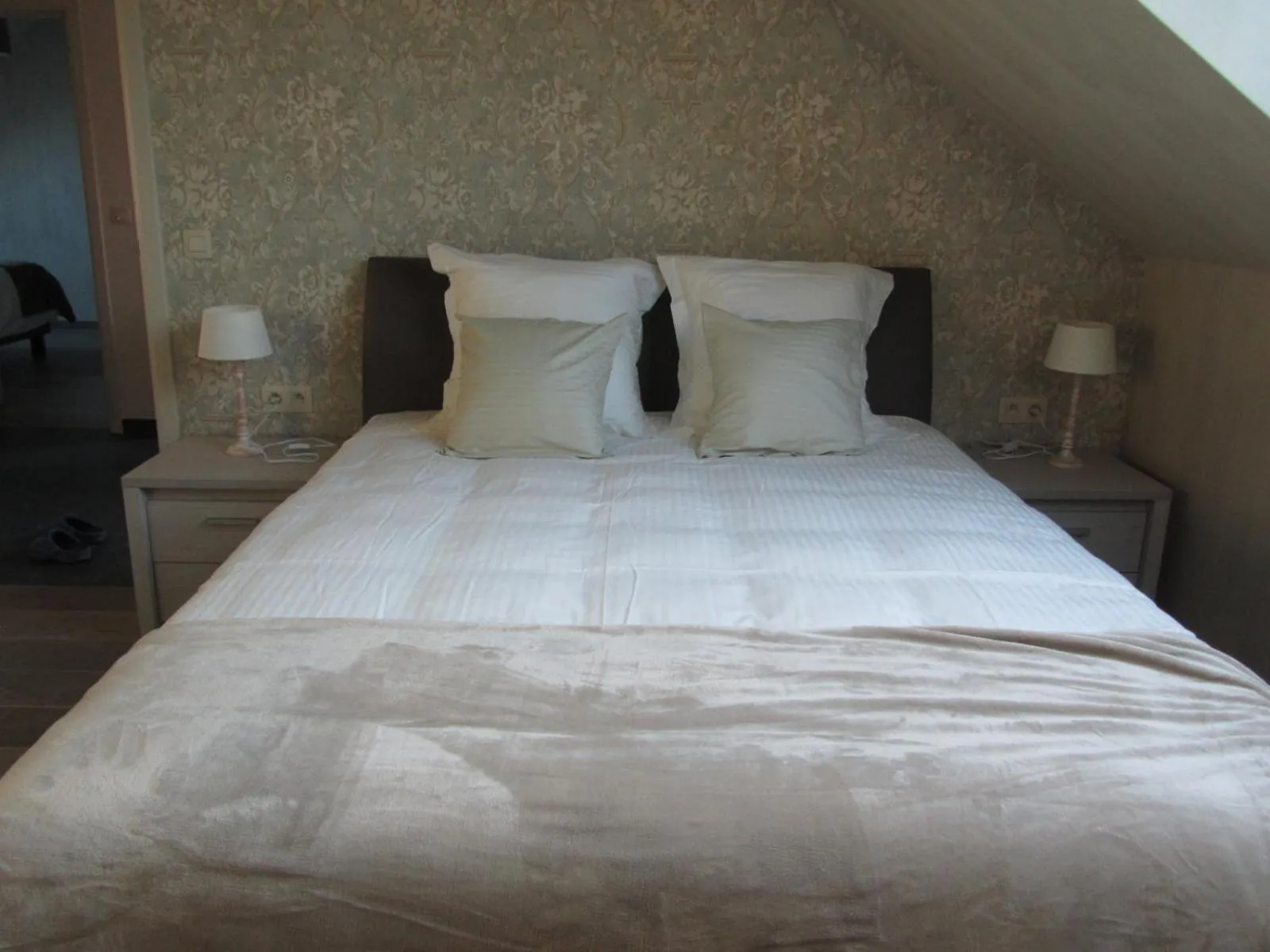 Decorative detail in au-magasin