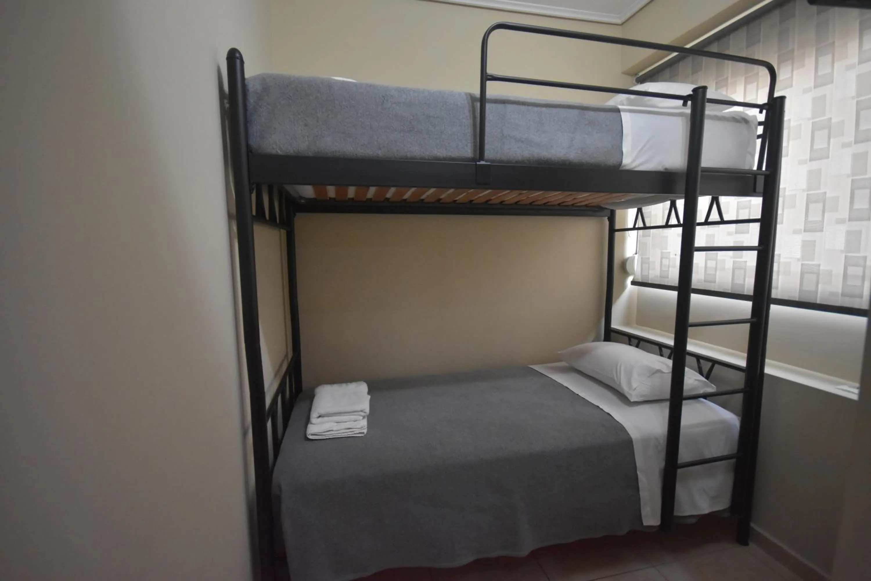 bunk bed, Bed in A&J Apartments or Rooms athens airport