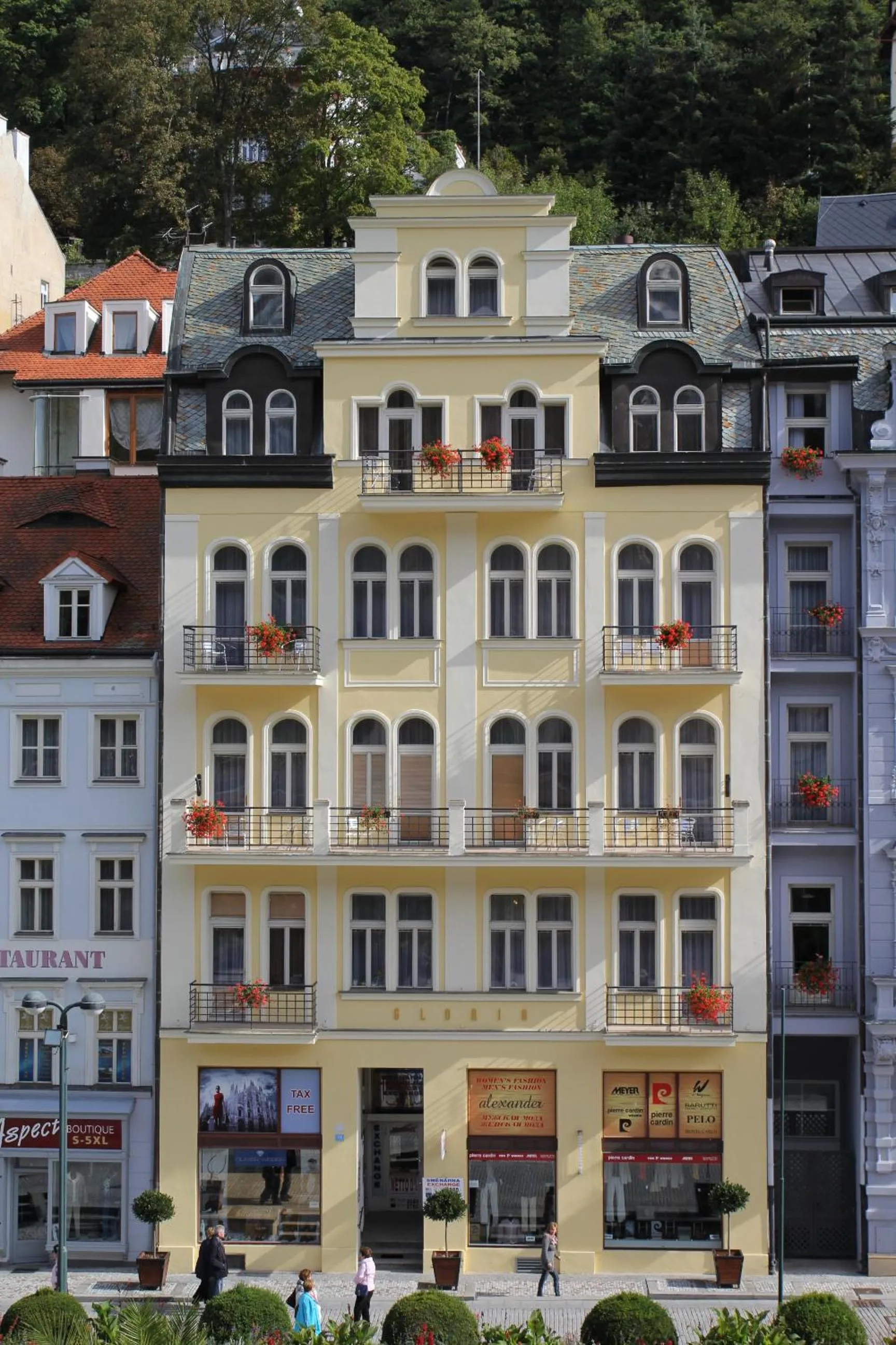 Facade/entrance in ASTORIA Hotel & Medical Spa