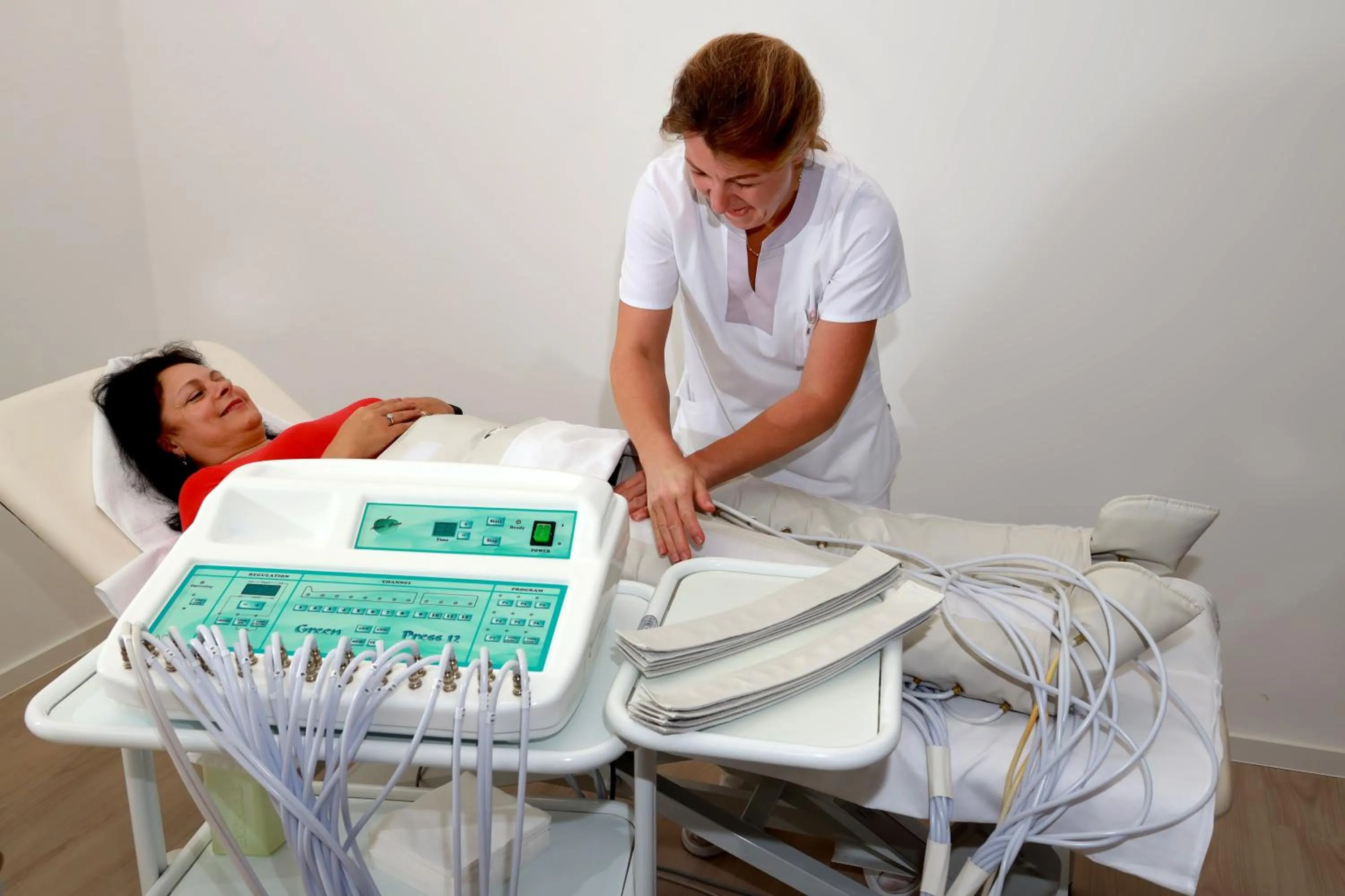 Public Bath in ASTORIA Hotel & Medical Spa