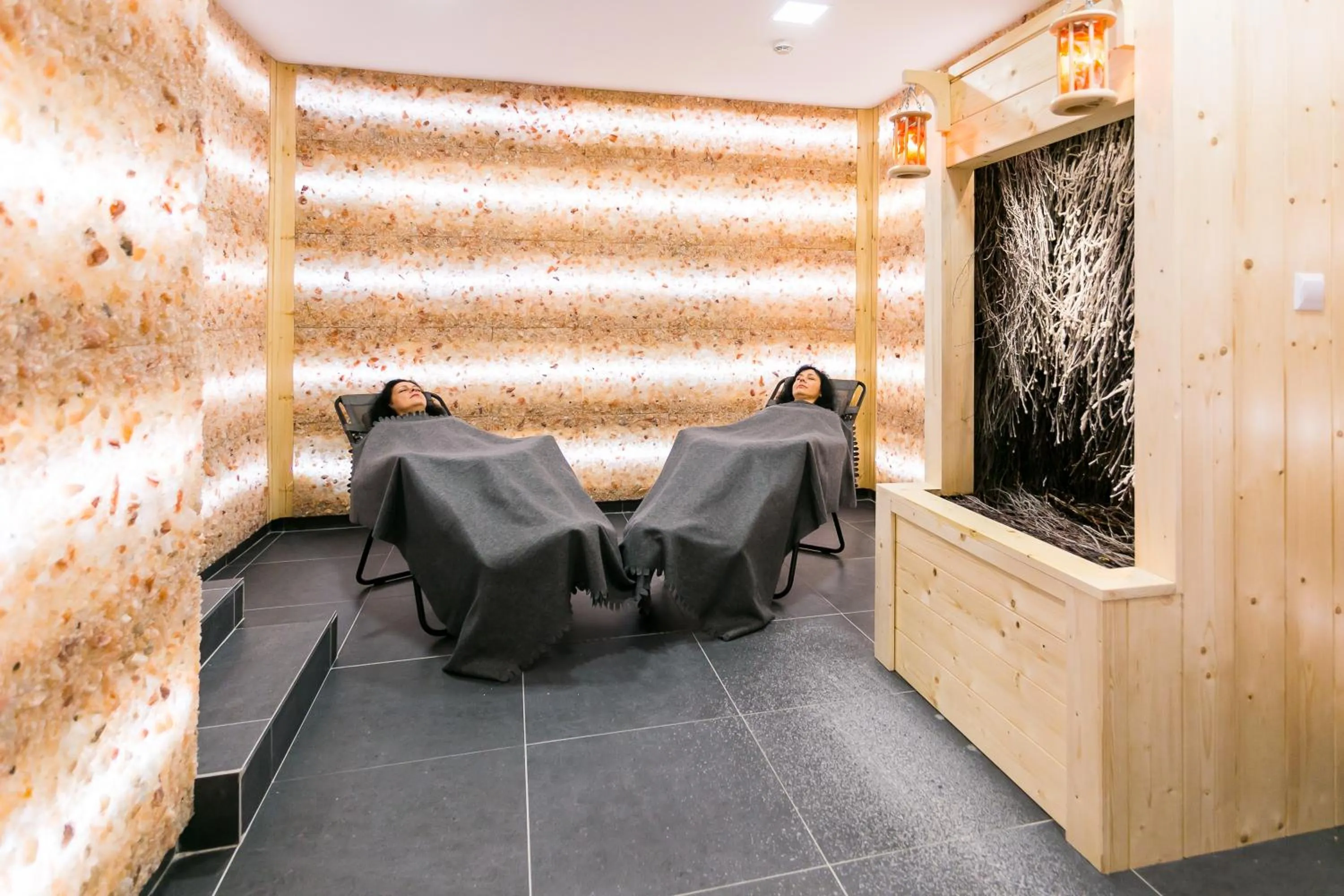 Public Bath in ASTORIA Hotel & Medical Spa