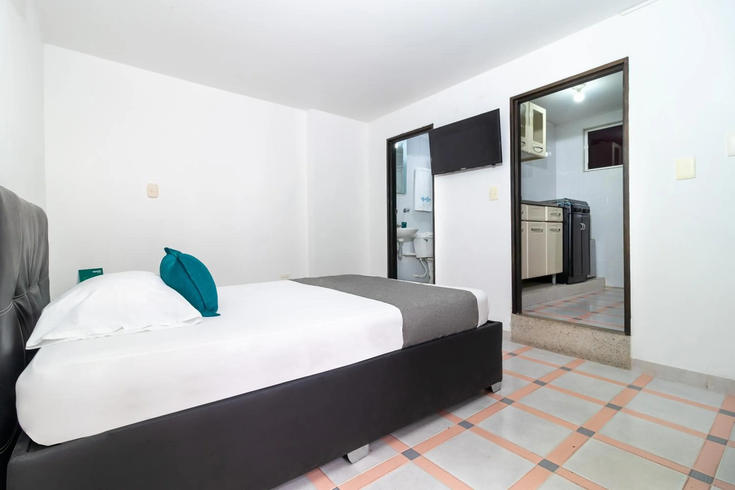 Bedroom, Bed in Ayenda Oporto Suites