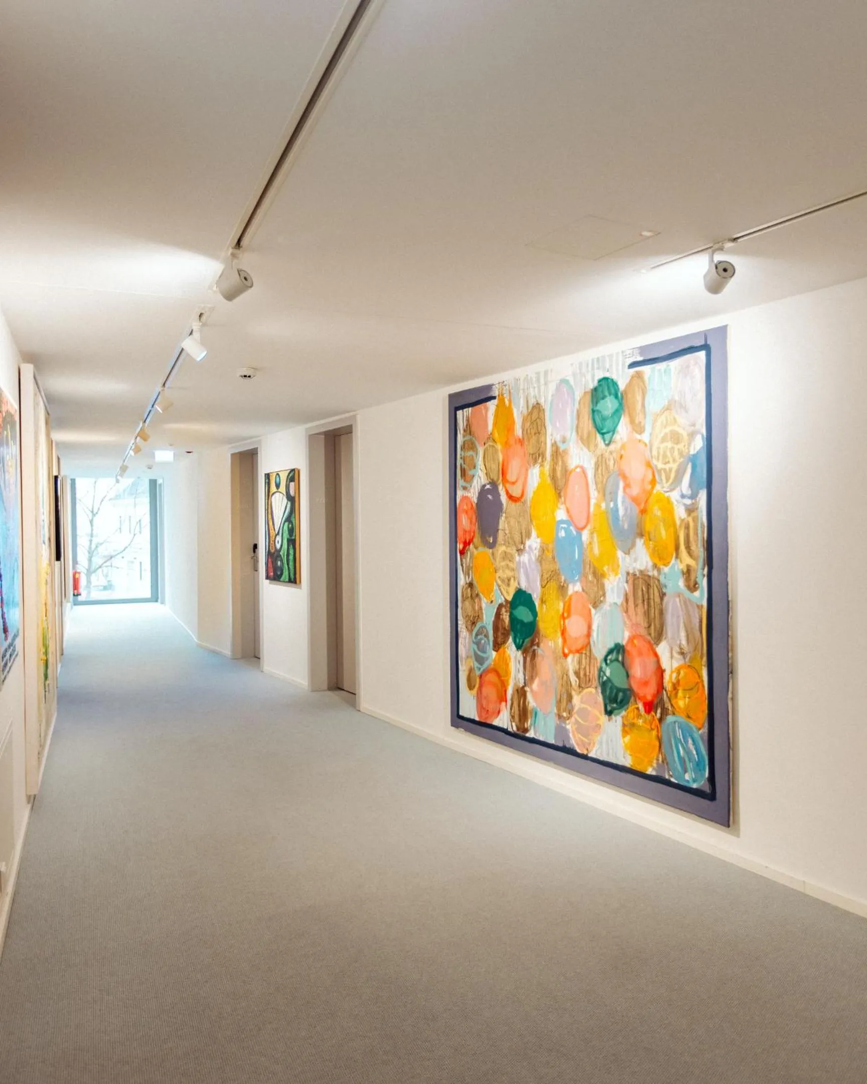 Facade/entrance in Lendhotel