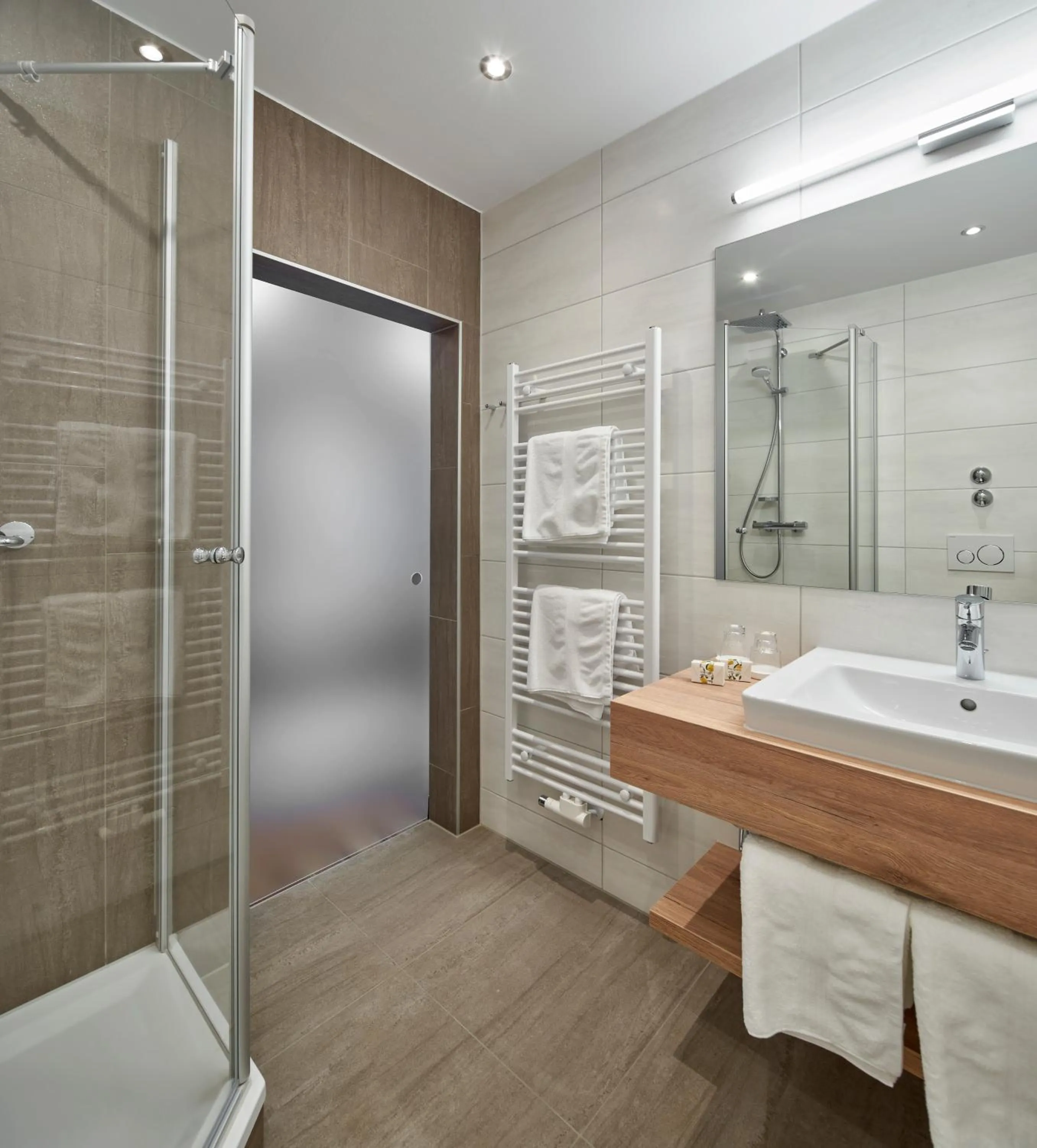 Bathroom in Hotel Alpenhof