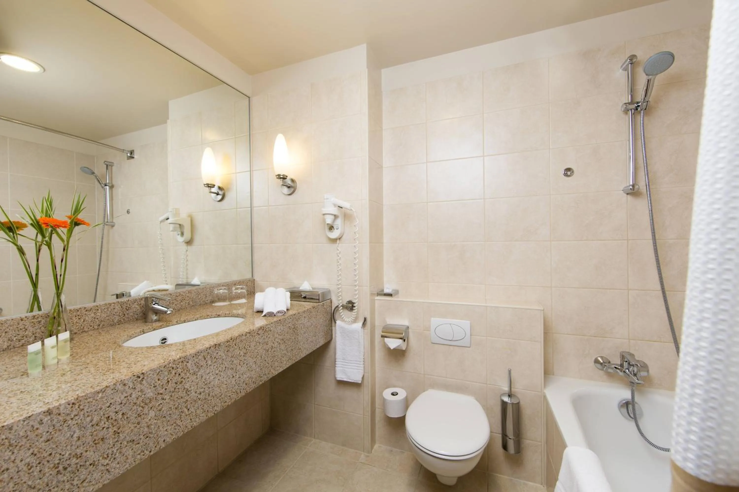 Bathroom in Courtyard By Marriott Brussels