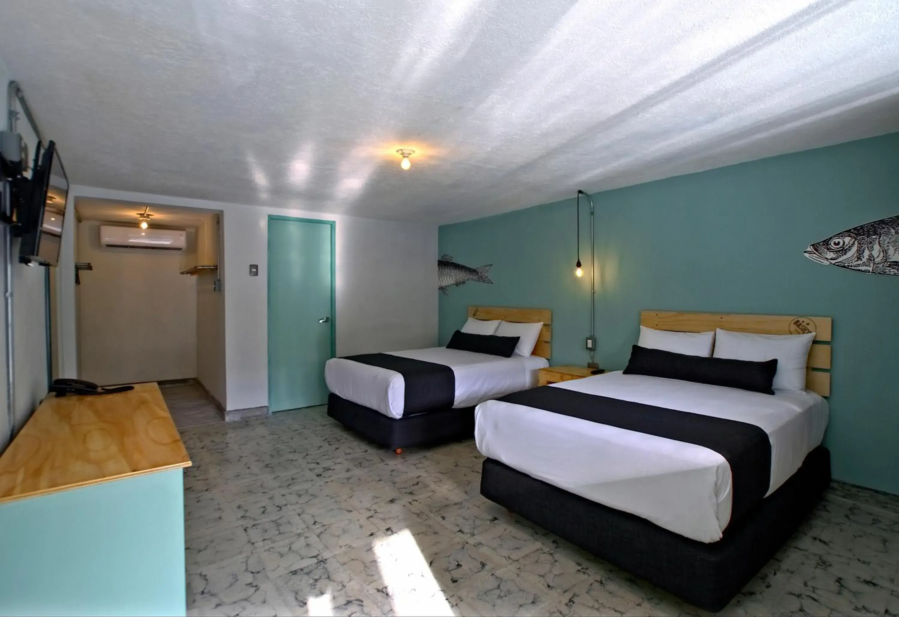 Standard Double with Two Double Beds in Mas Basico Hotel Standard Double with Two Double Beds in Mas Basico Hotel