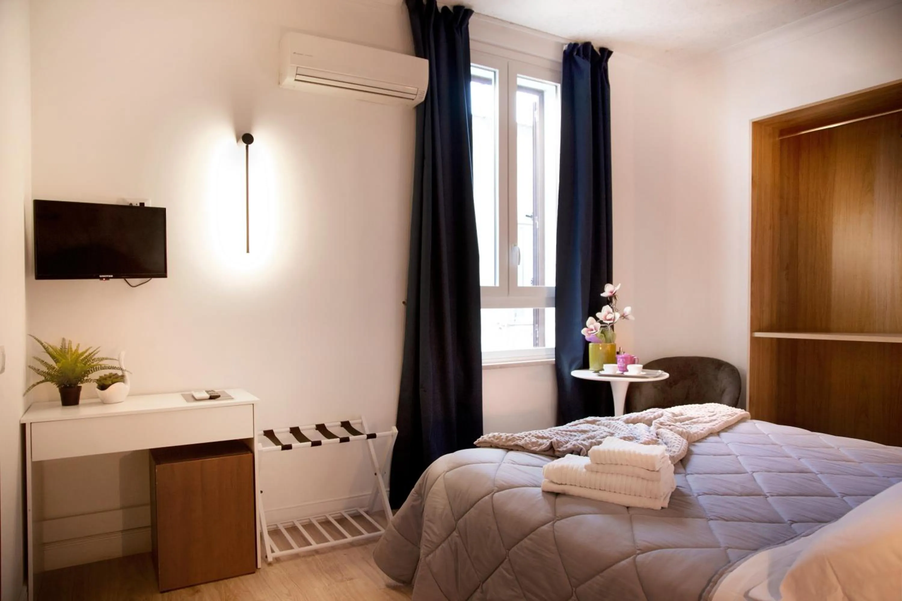 Bed in Hotel Anacapri