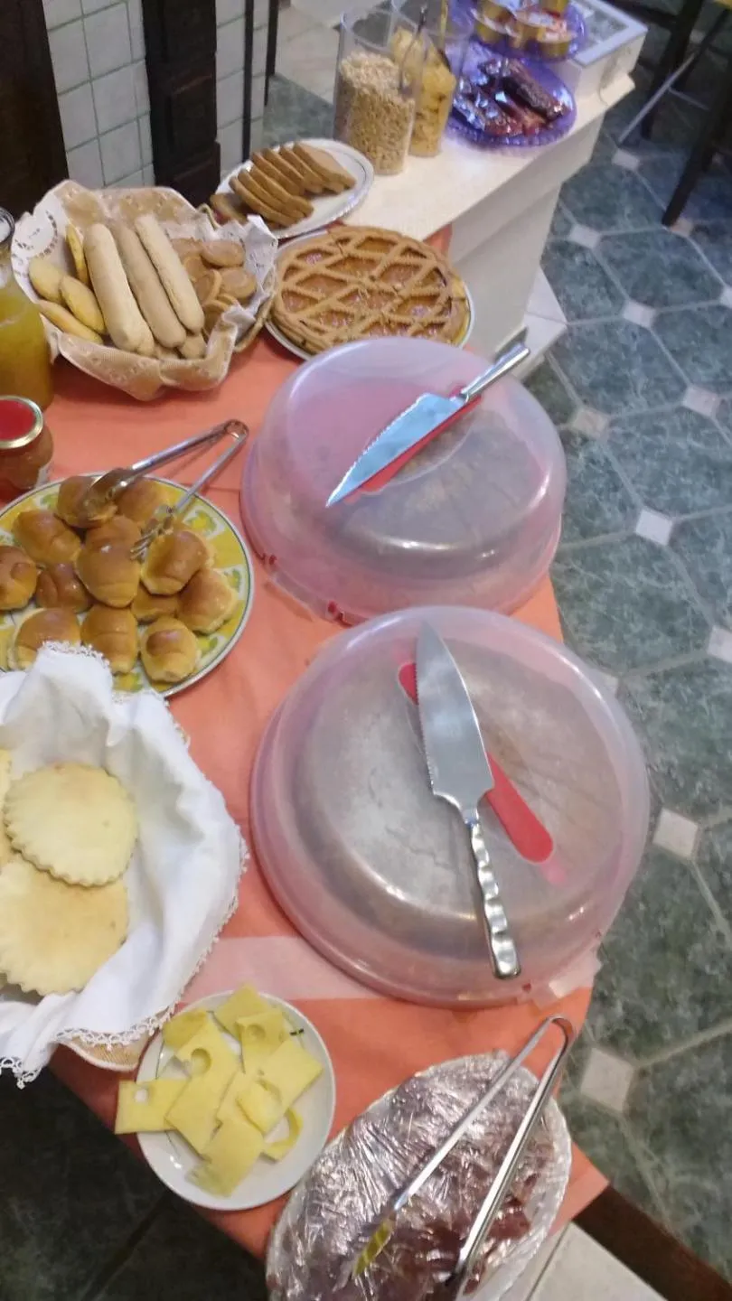 Buffet breakfast in B&b Gennargentu