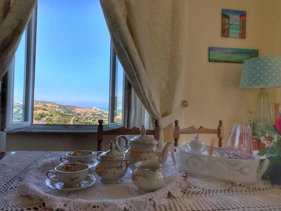 La Casa Di Torre Di Palme