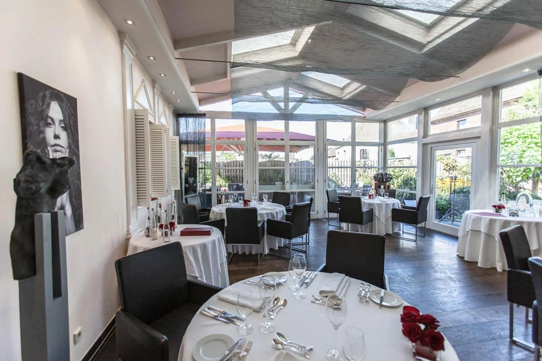 Restaurant/places to eat in Hensens Residenz