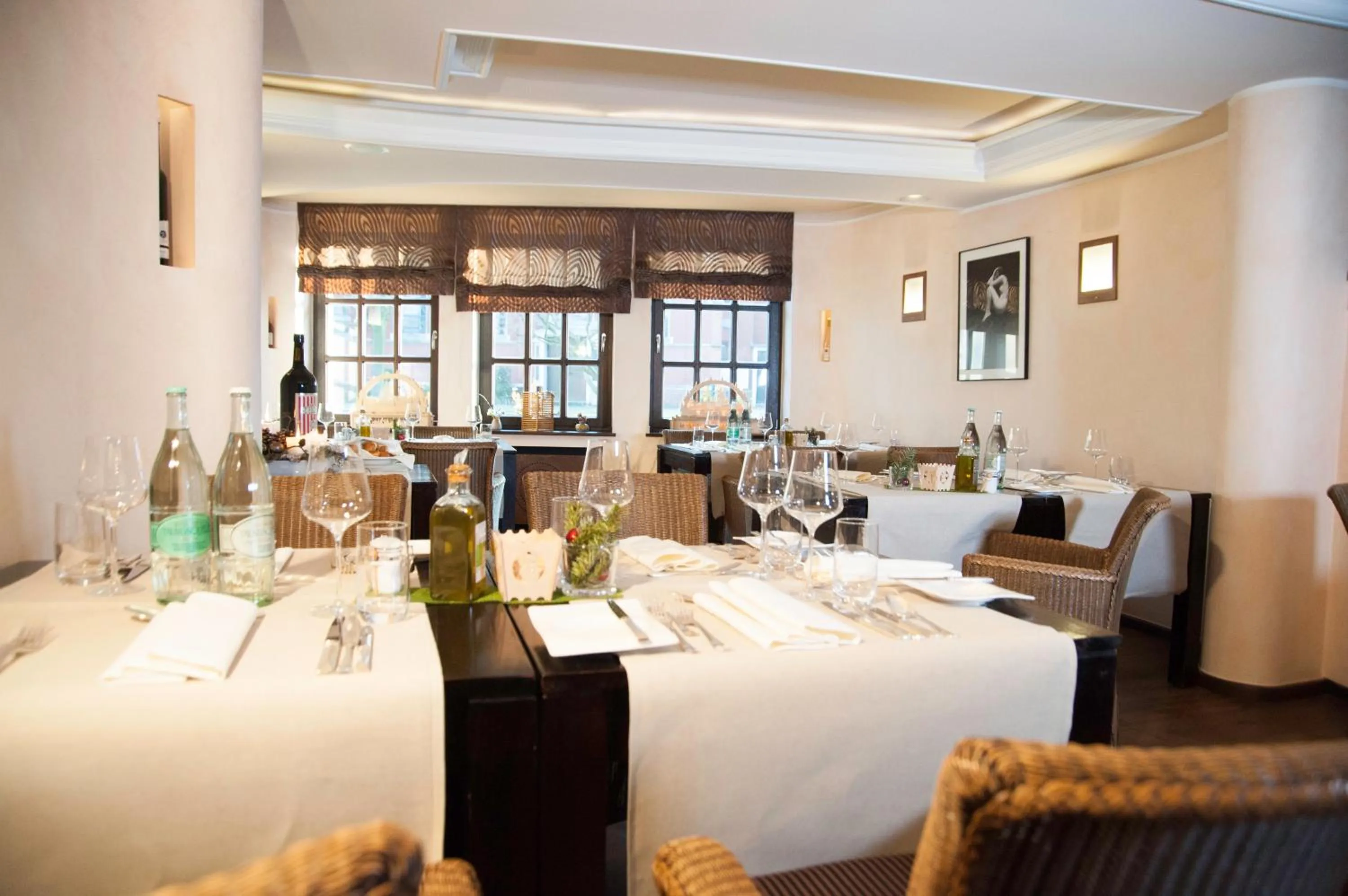 Restaurant/places to eat in Hensens Residenz