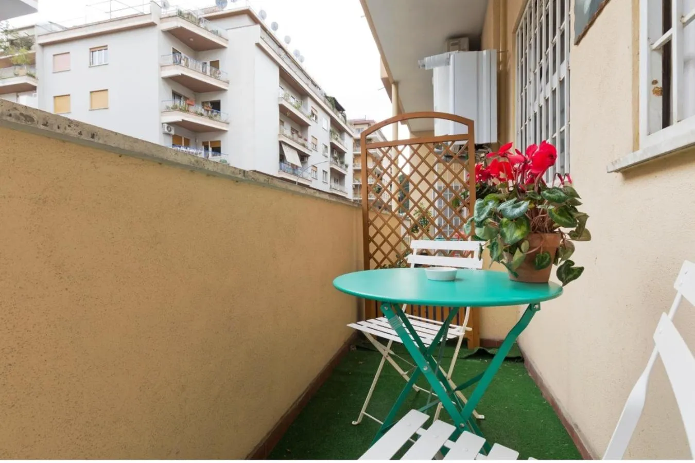 Balcony/Terrace in Vatican QG Rooms