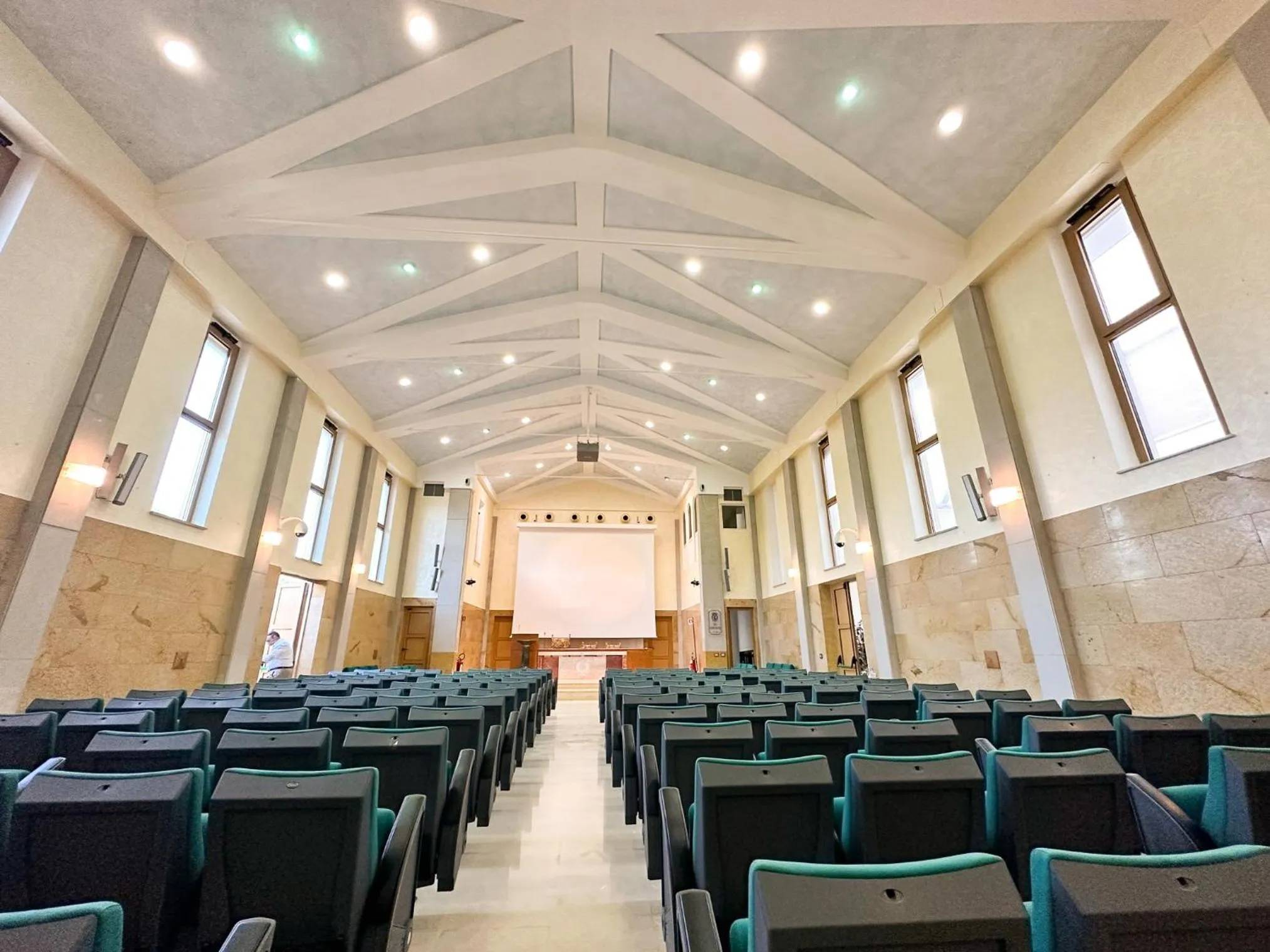 Meeting/conference room in Villa MG Hotel