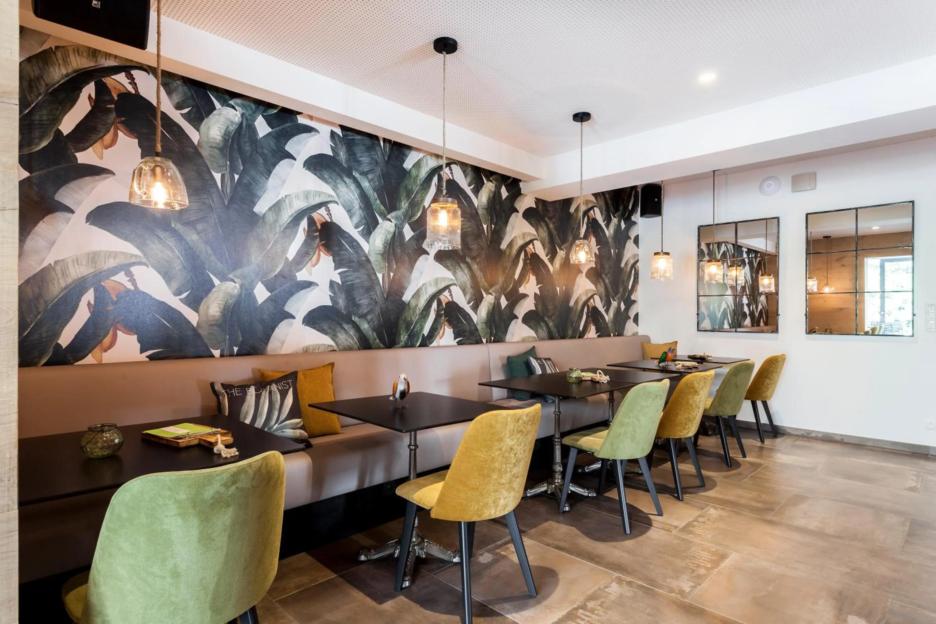 Restaurant/places to eat in Hotel Le Val D'arimont