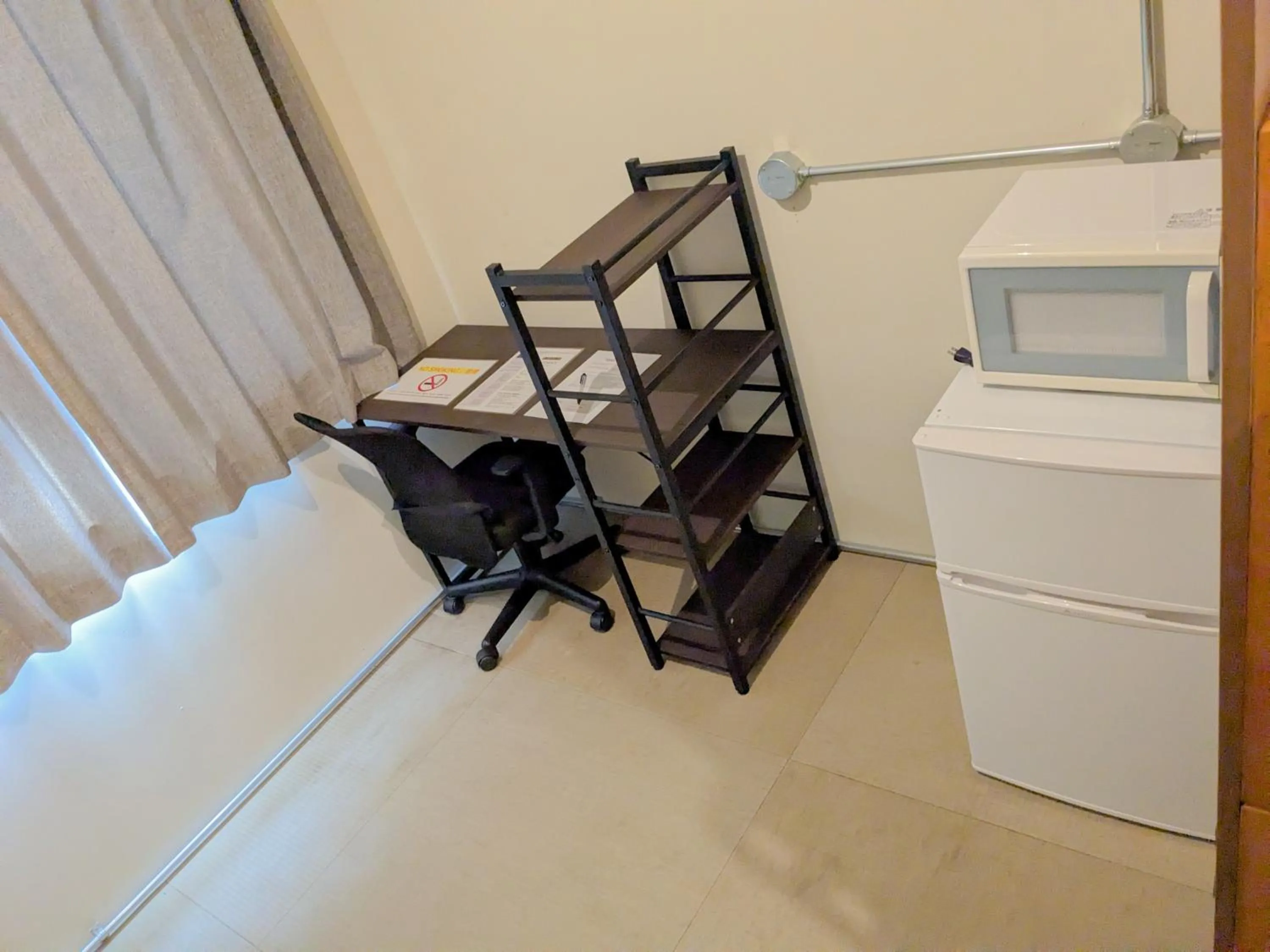 Kitchen or kitchenette, Bed in Hostel JIN