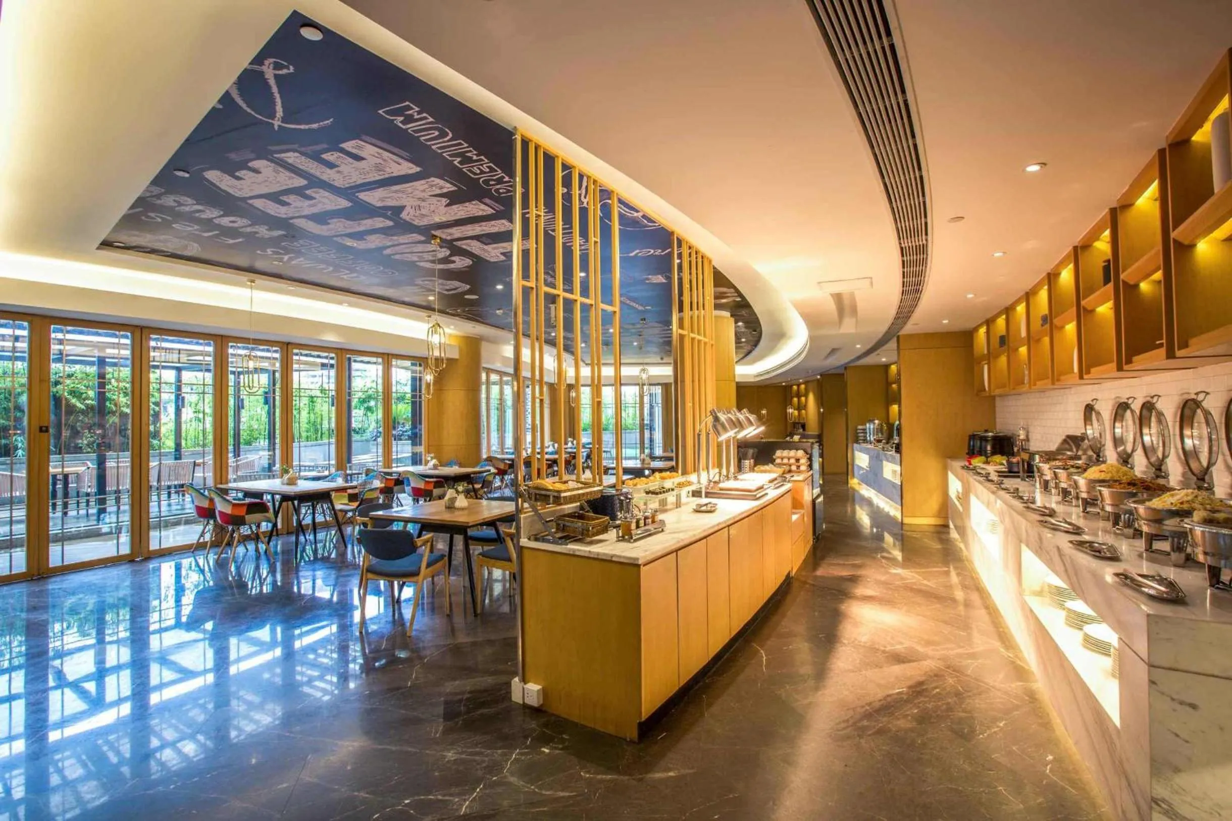 Ningbo Tianyi Square Atour Hotel