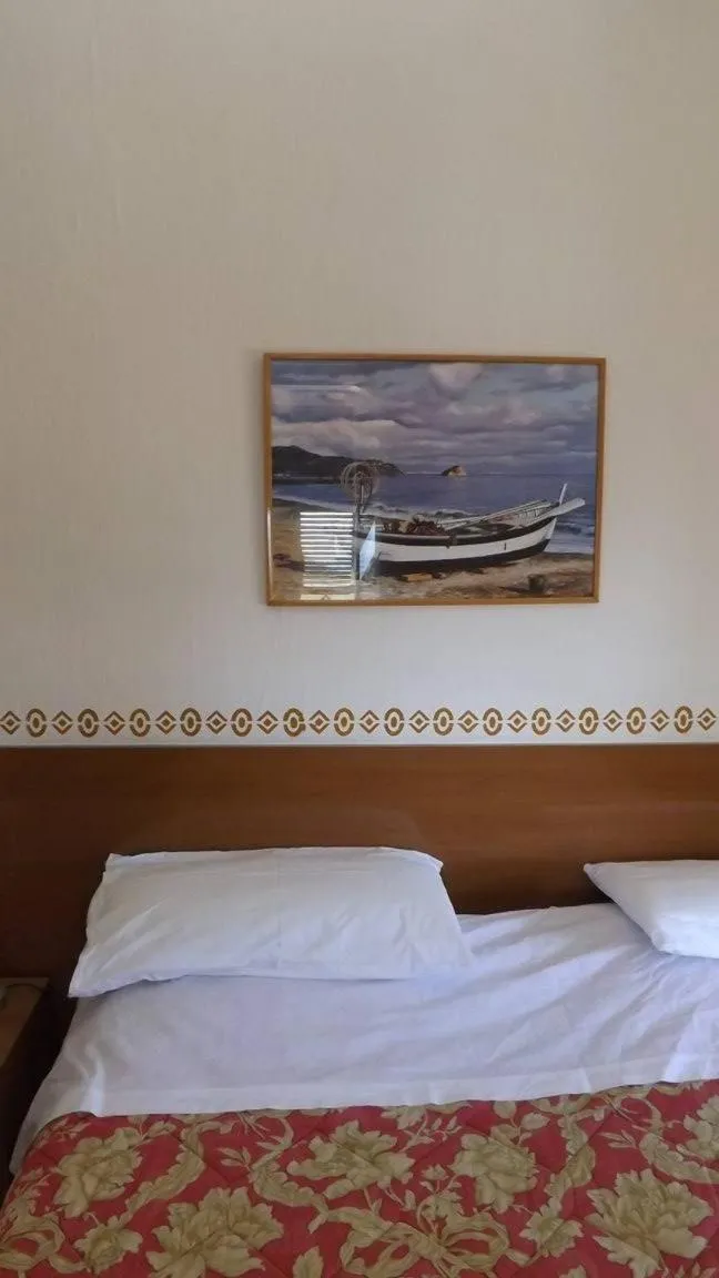 Bed in Hotel Azzurro