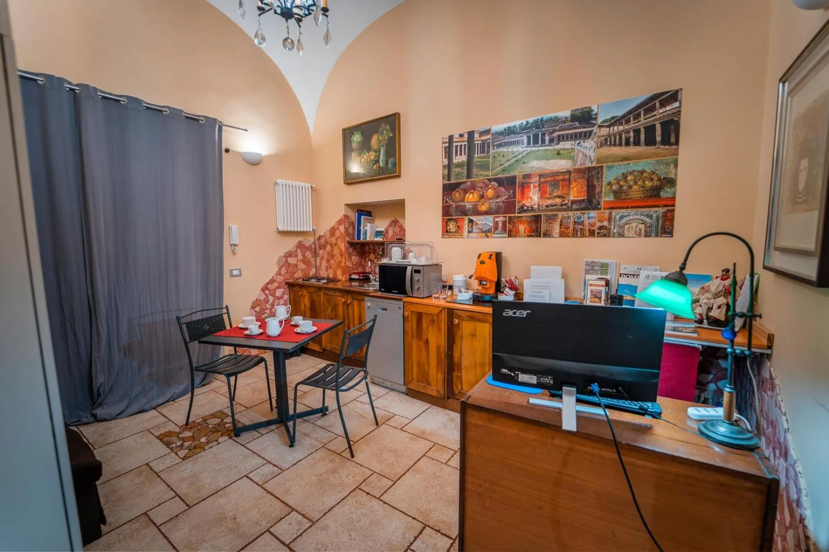 Lobby or reception in Domus Vesuvia