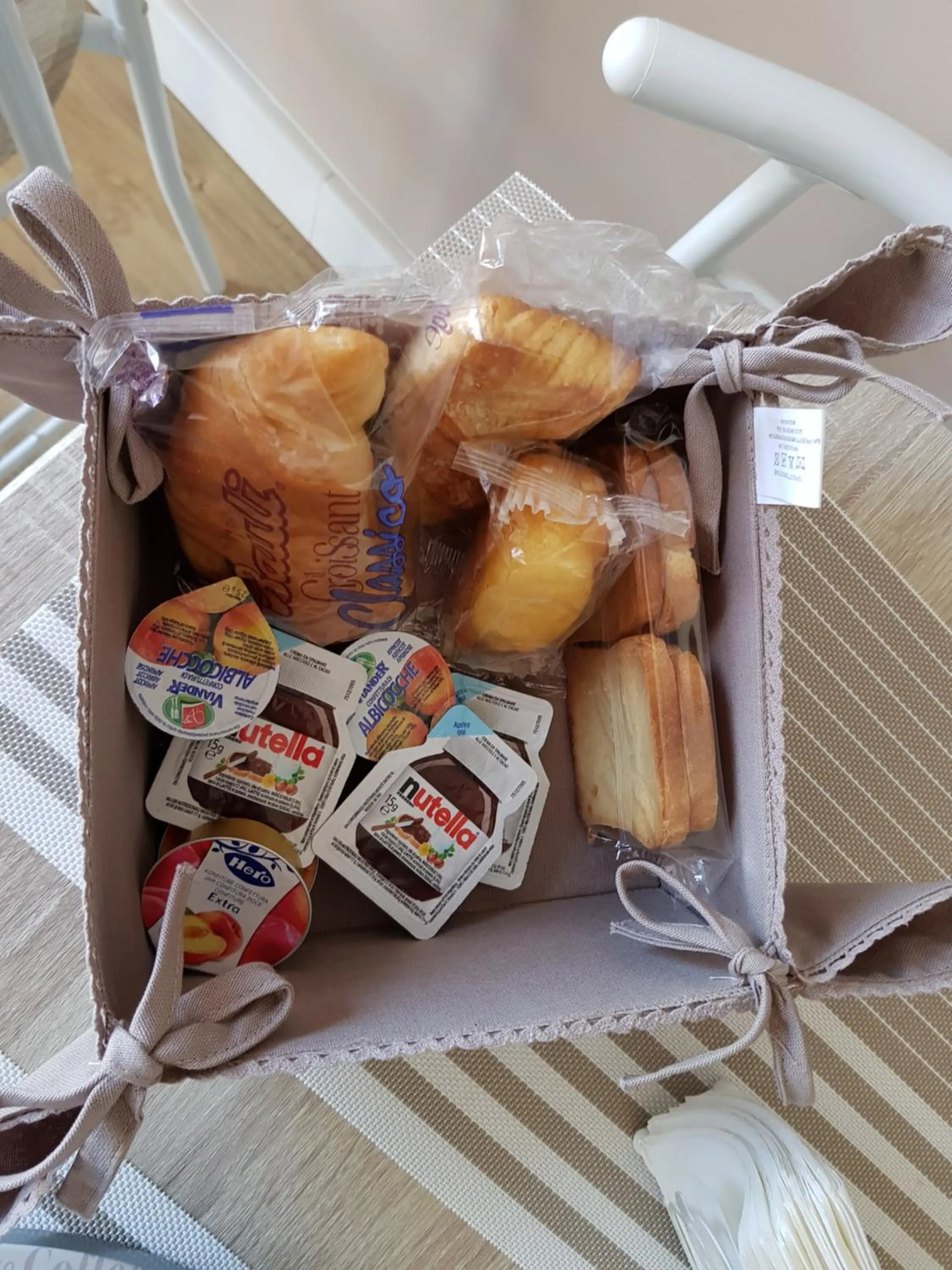 Continental breakfast in B&B I Tre Sensi