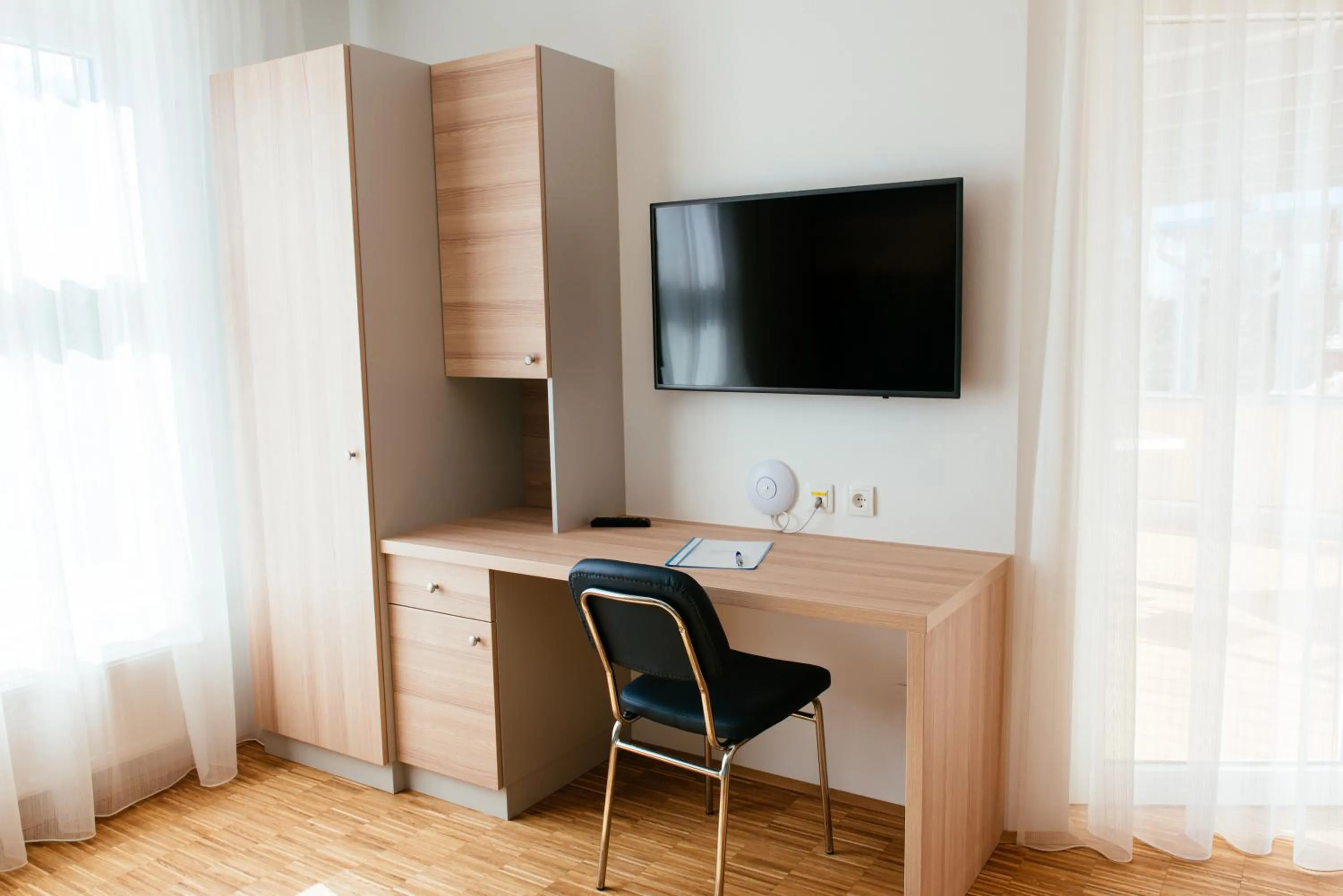 Photo of the whole room in Aparthotel Heuberger