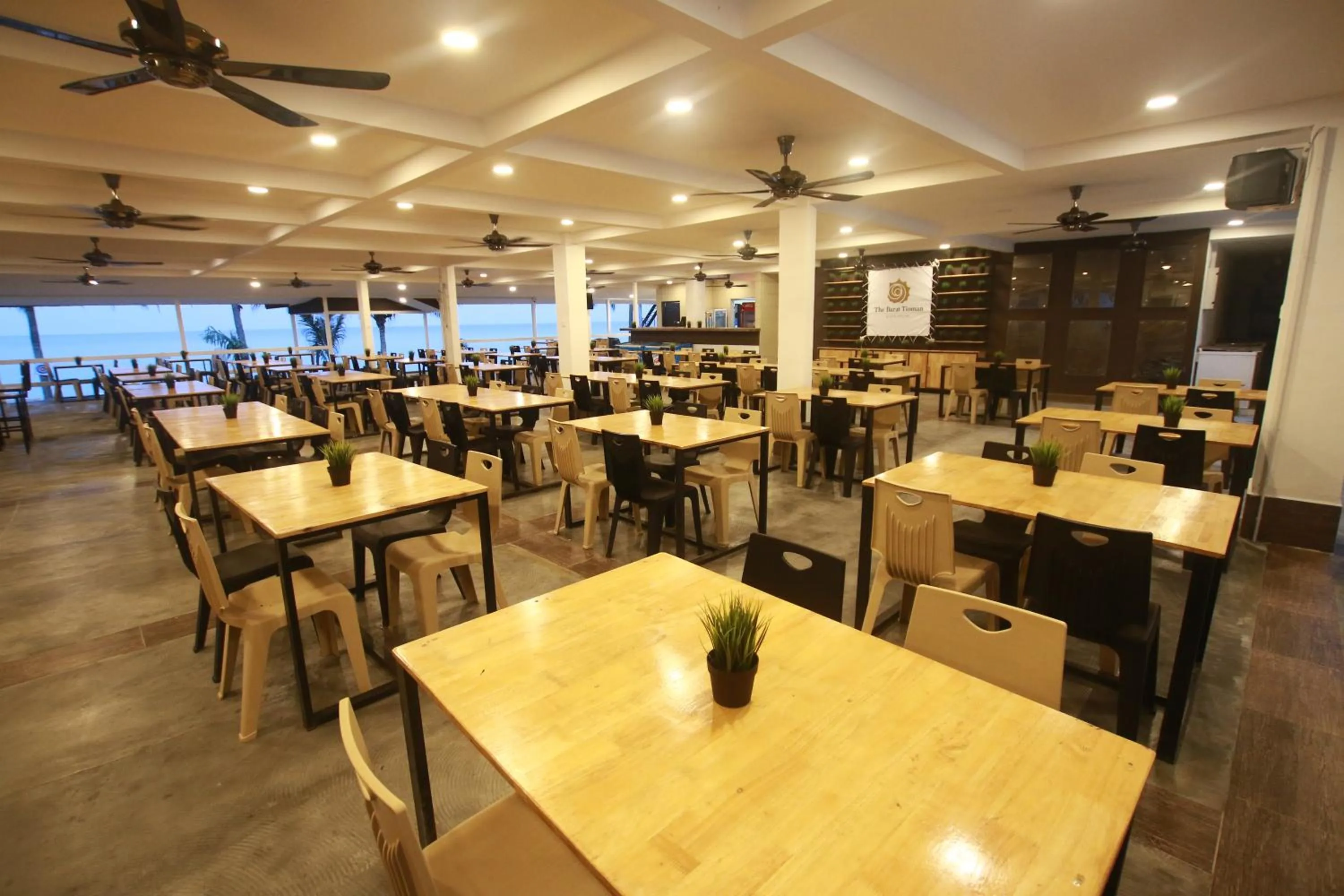 Restaurant/places to eat in The Barat Tioman Beach Resort