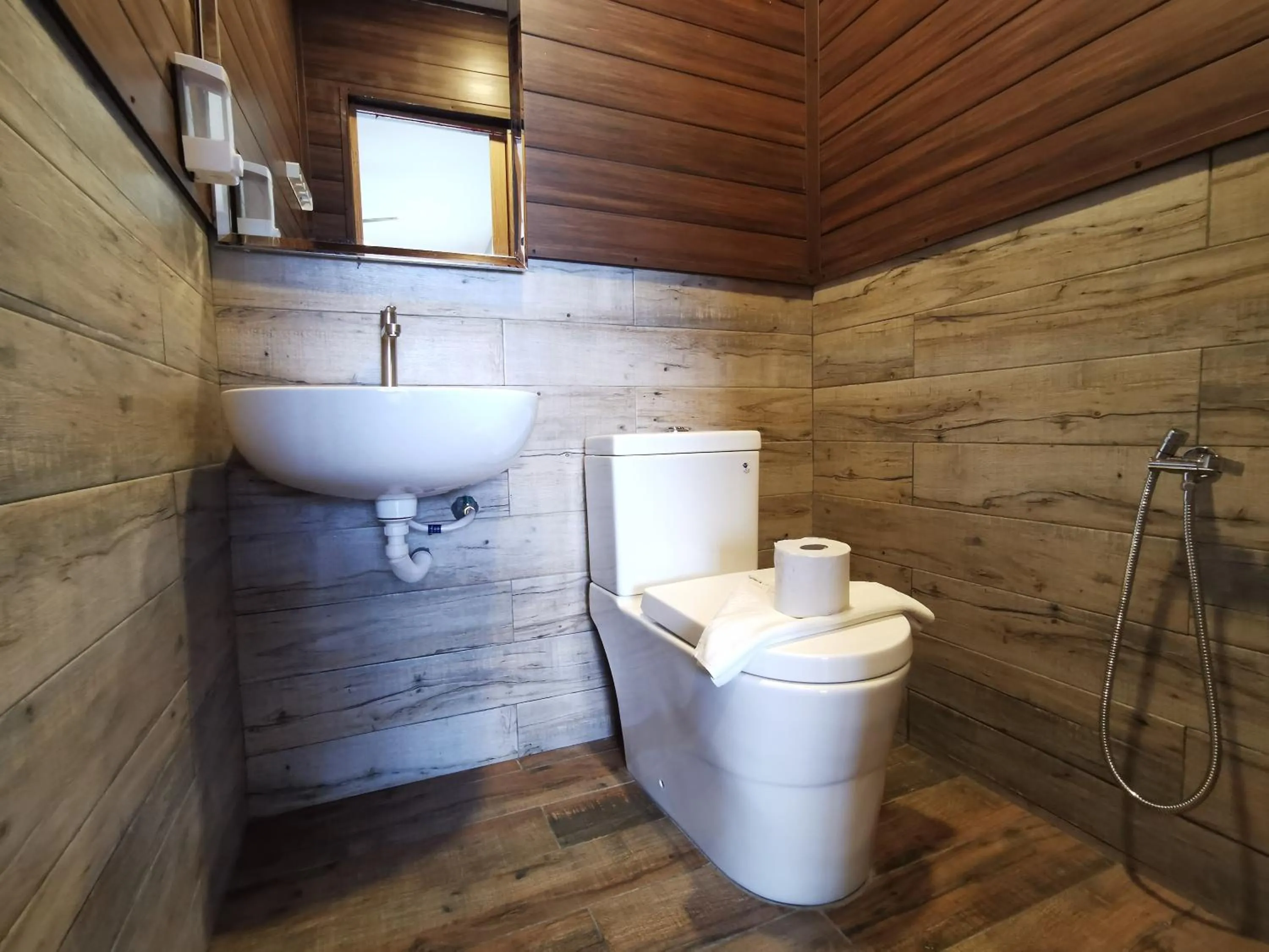 Toilet in The Barat Tioman Beach Resort