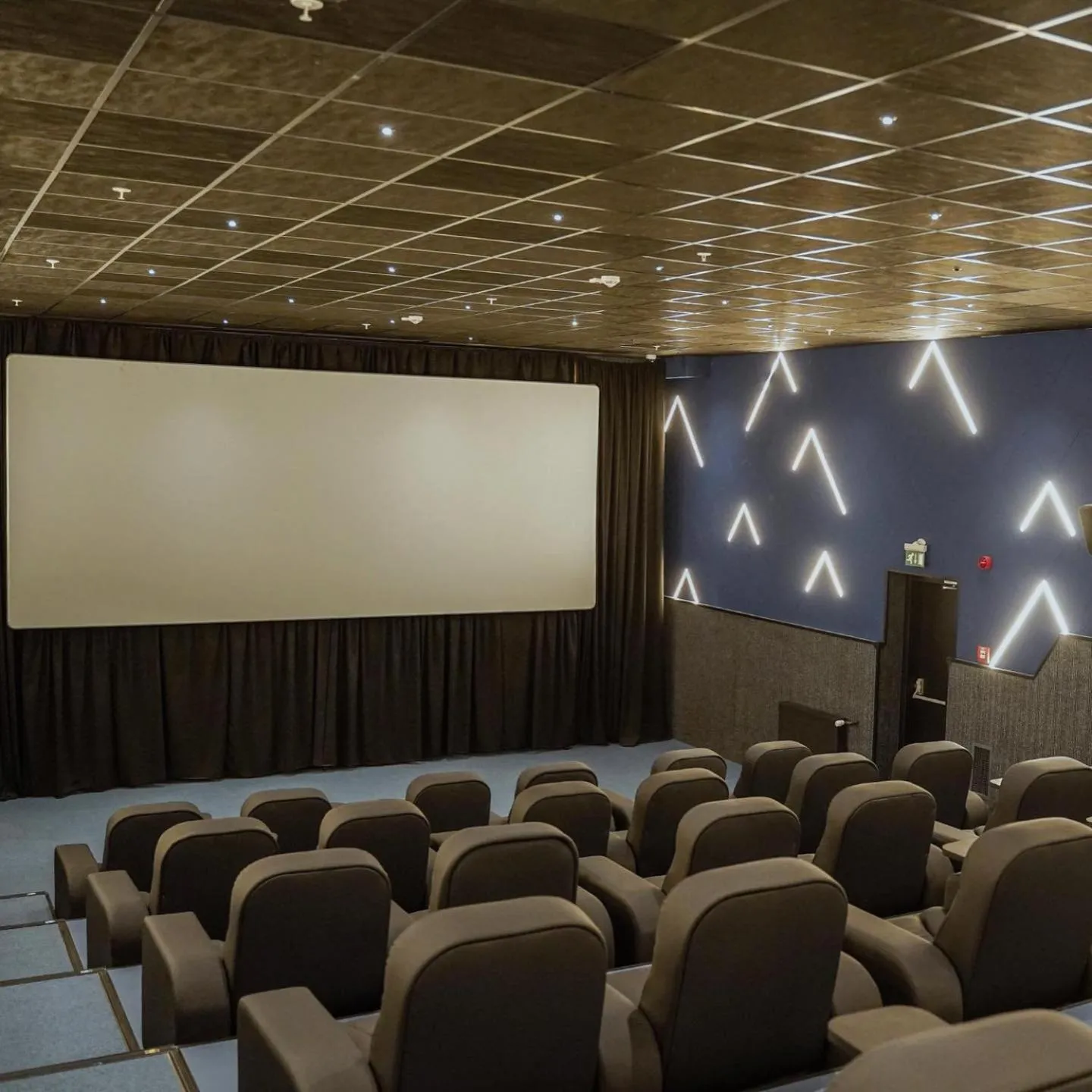 Evening entertainment in Gaya Residences