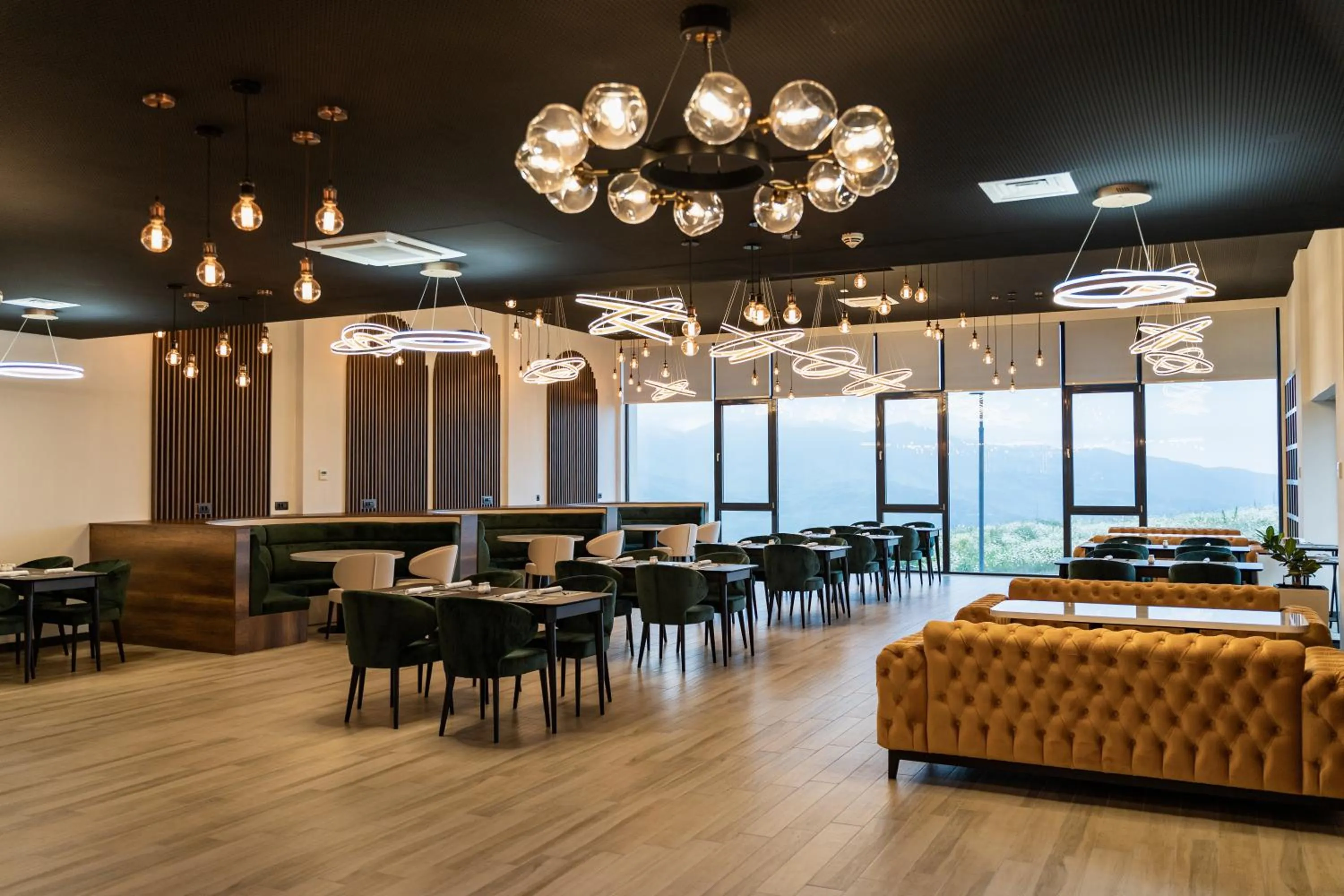 Restaurant/places to eat in Gaya Residences