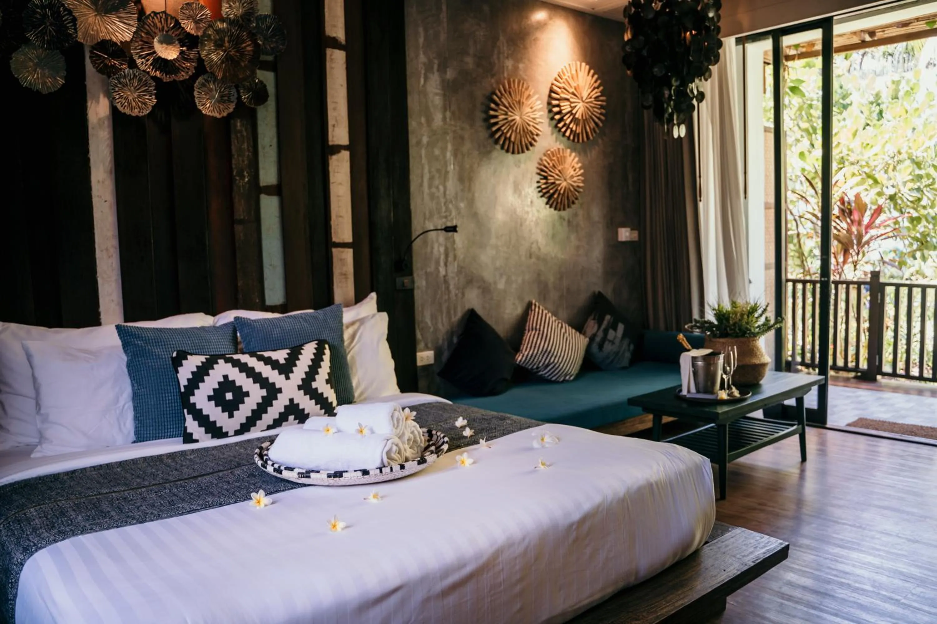 Decorative detail, Bed in Sand in My Shoes Beach Loft