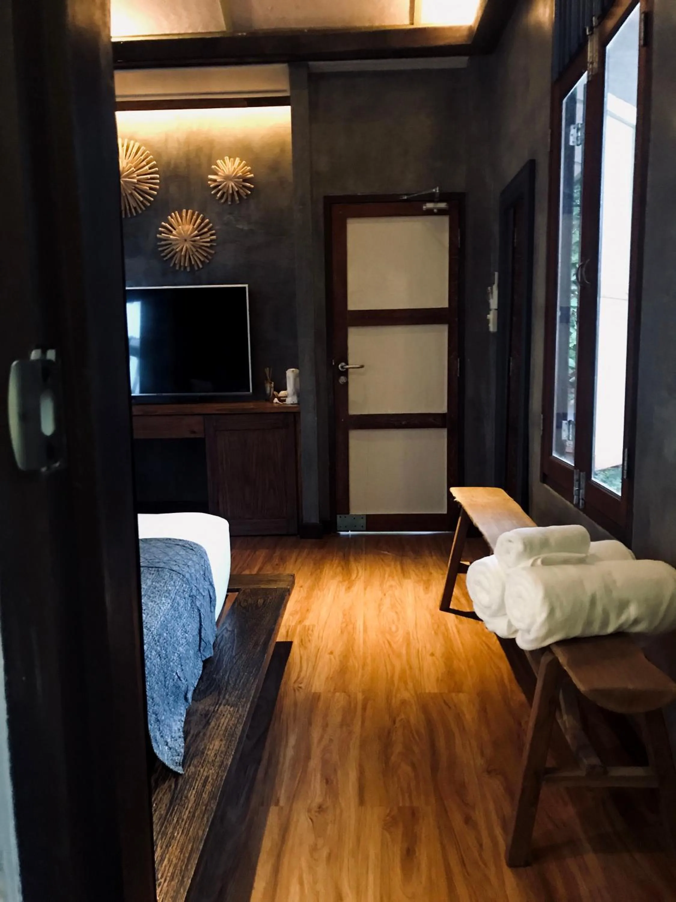 Decorative detail, Bed in Sand in My Shoes Beach Loft