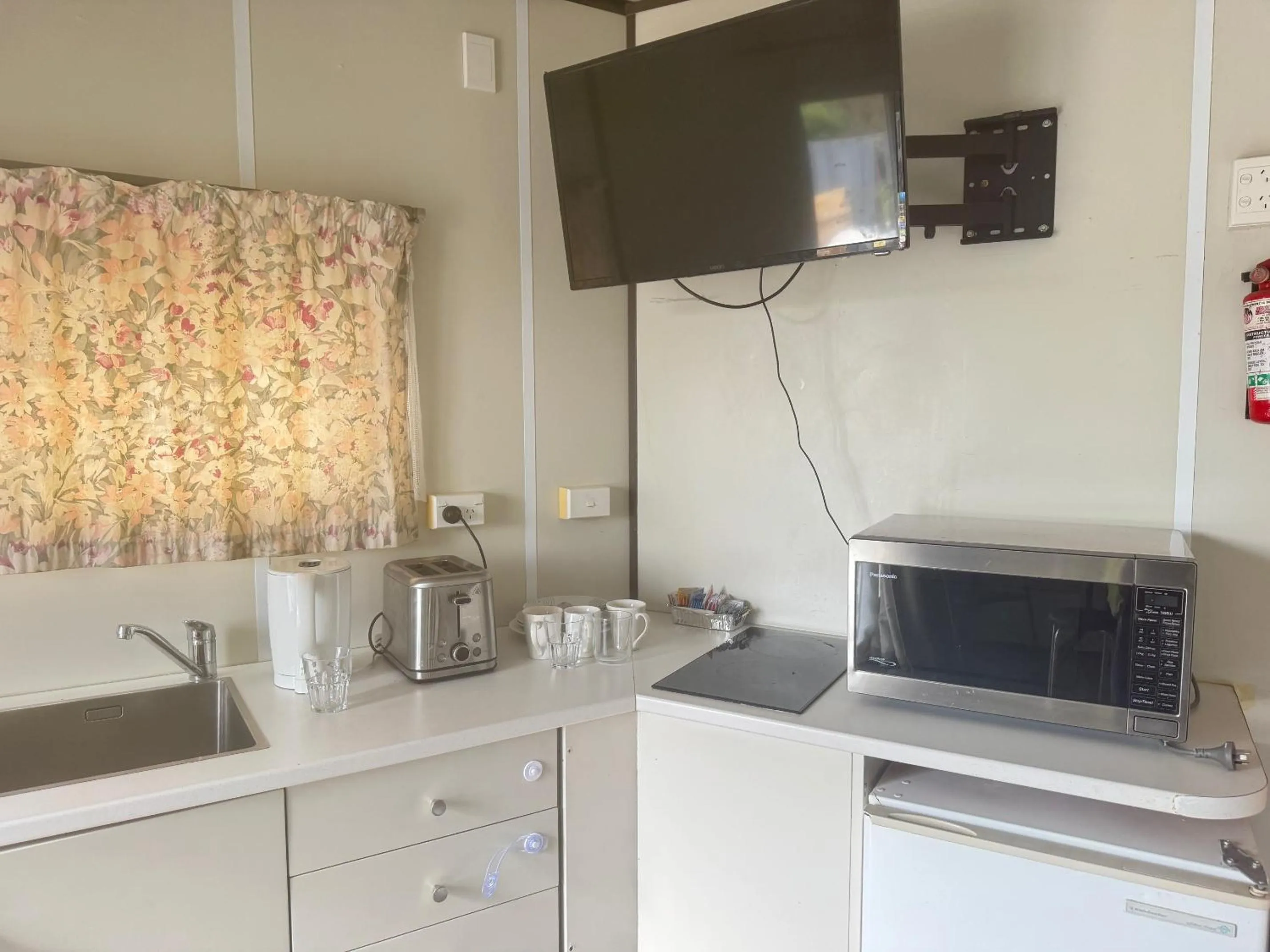 Pineacres Motel and Park