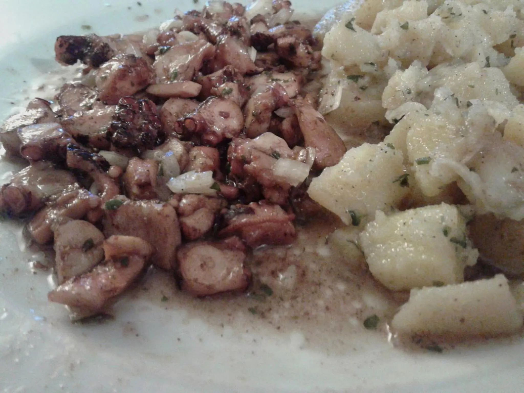 Lunch in Hotel Mirni Kutak