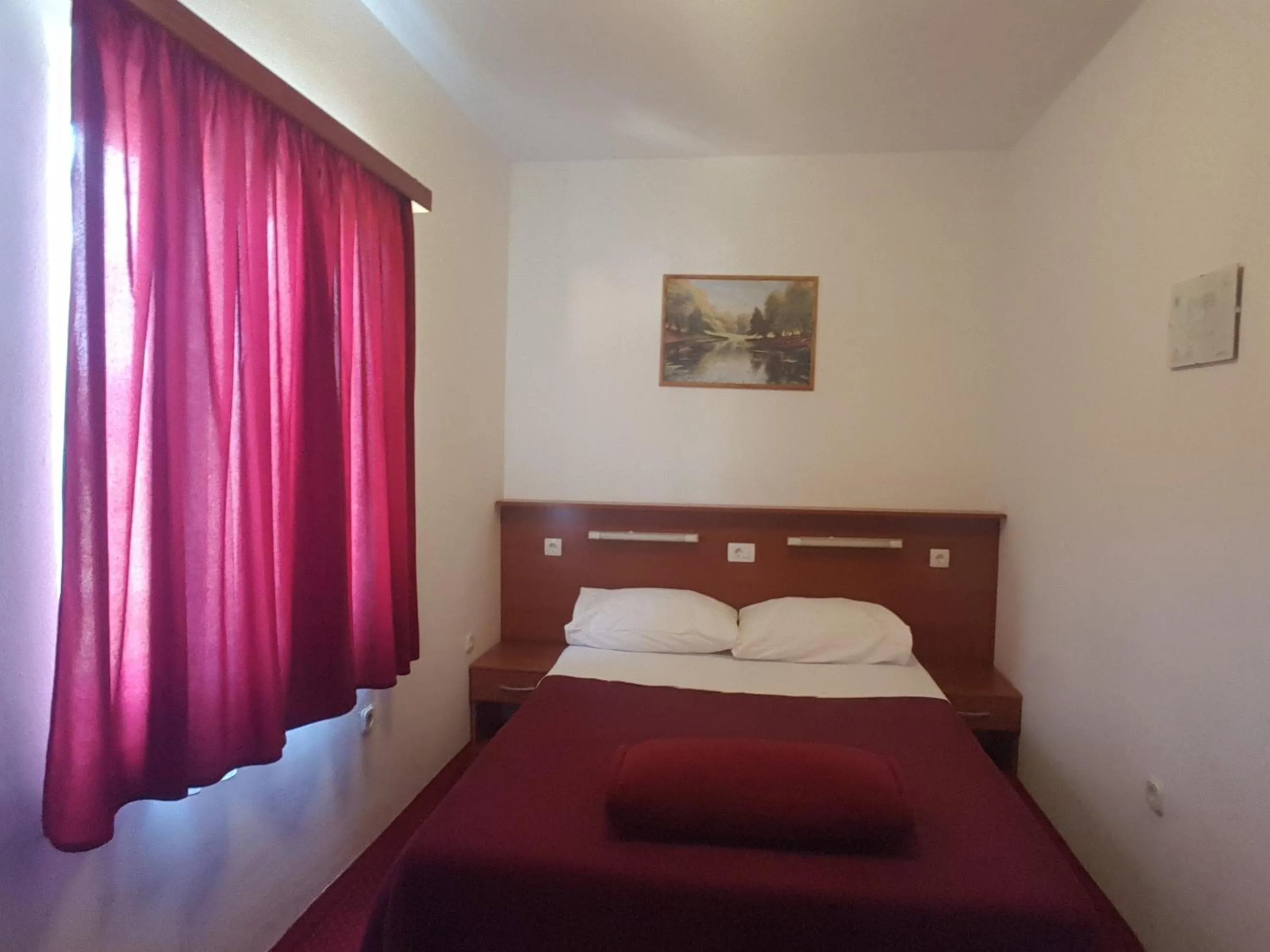 Bed in Hotel Mirni Kutak