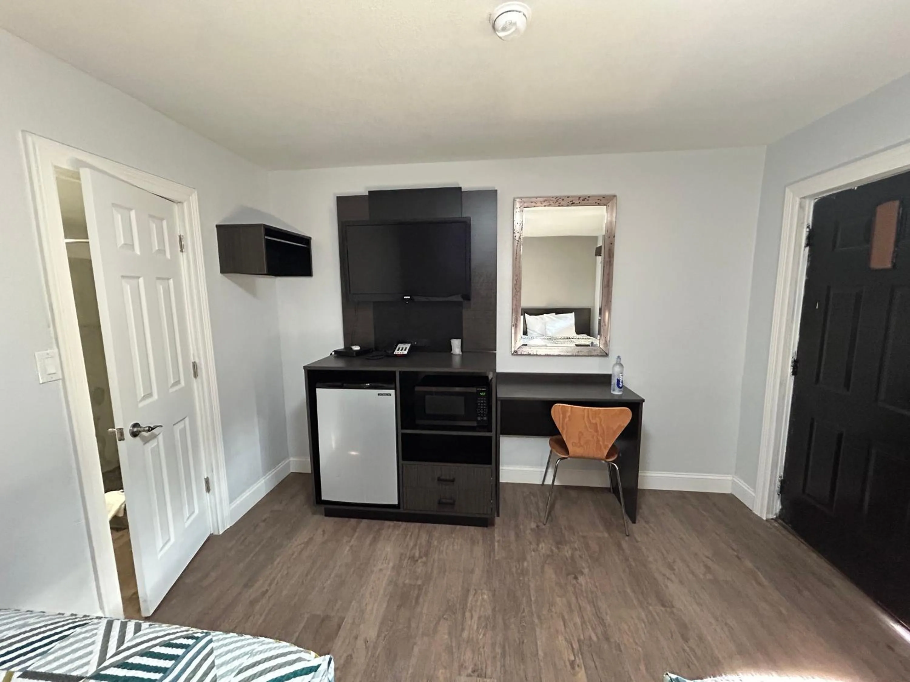 Bedroom in Motel 6 Ponca City, OK