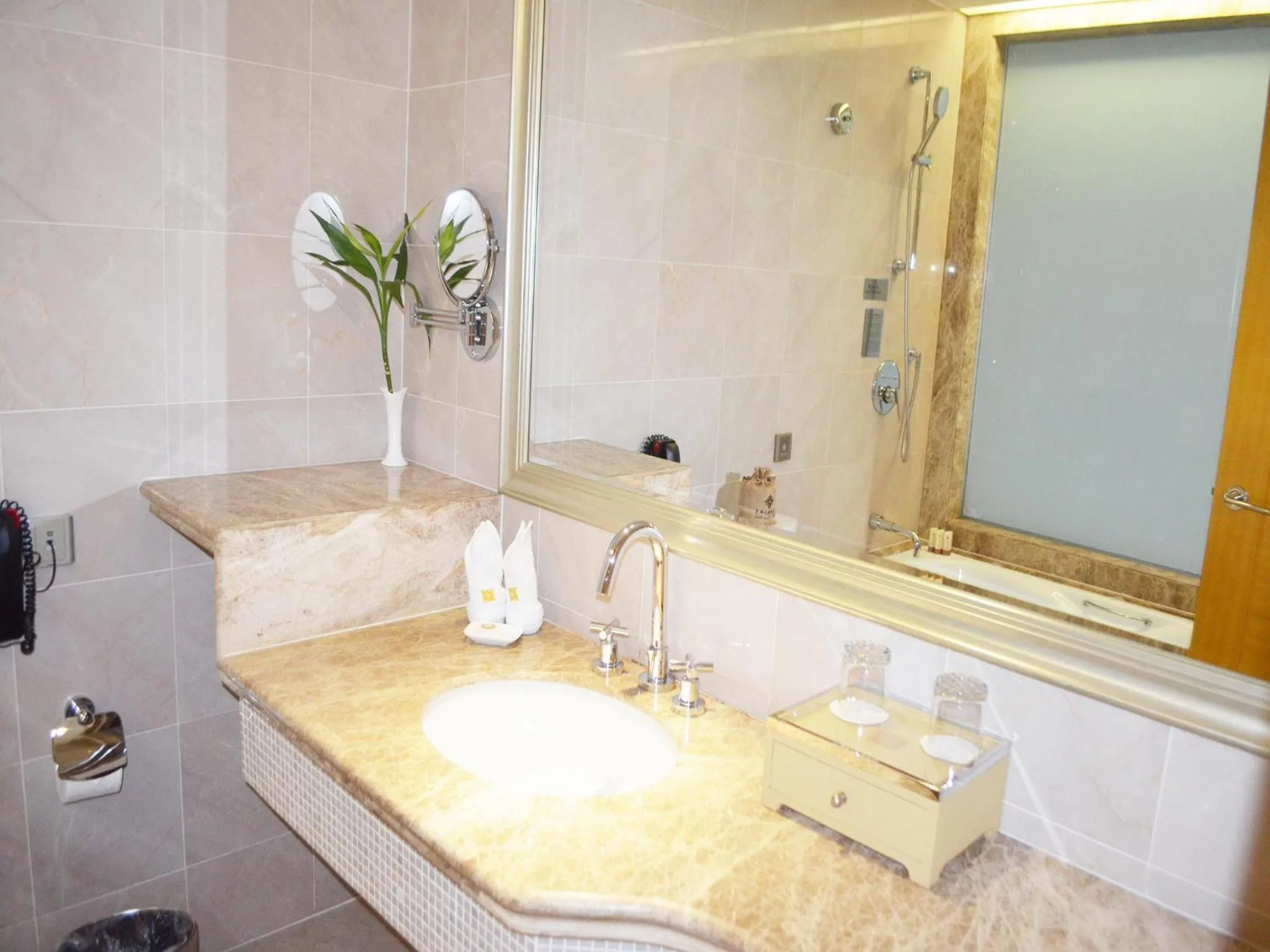 Hui Fu Jinling Hotel