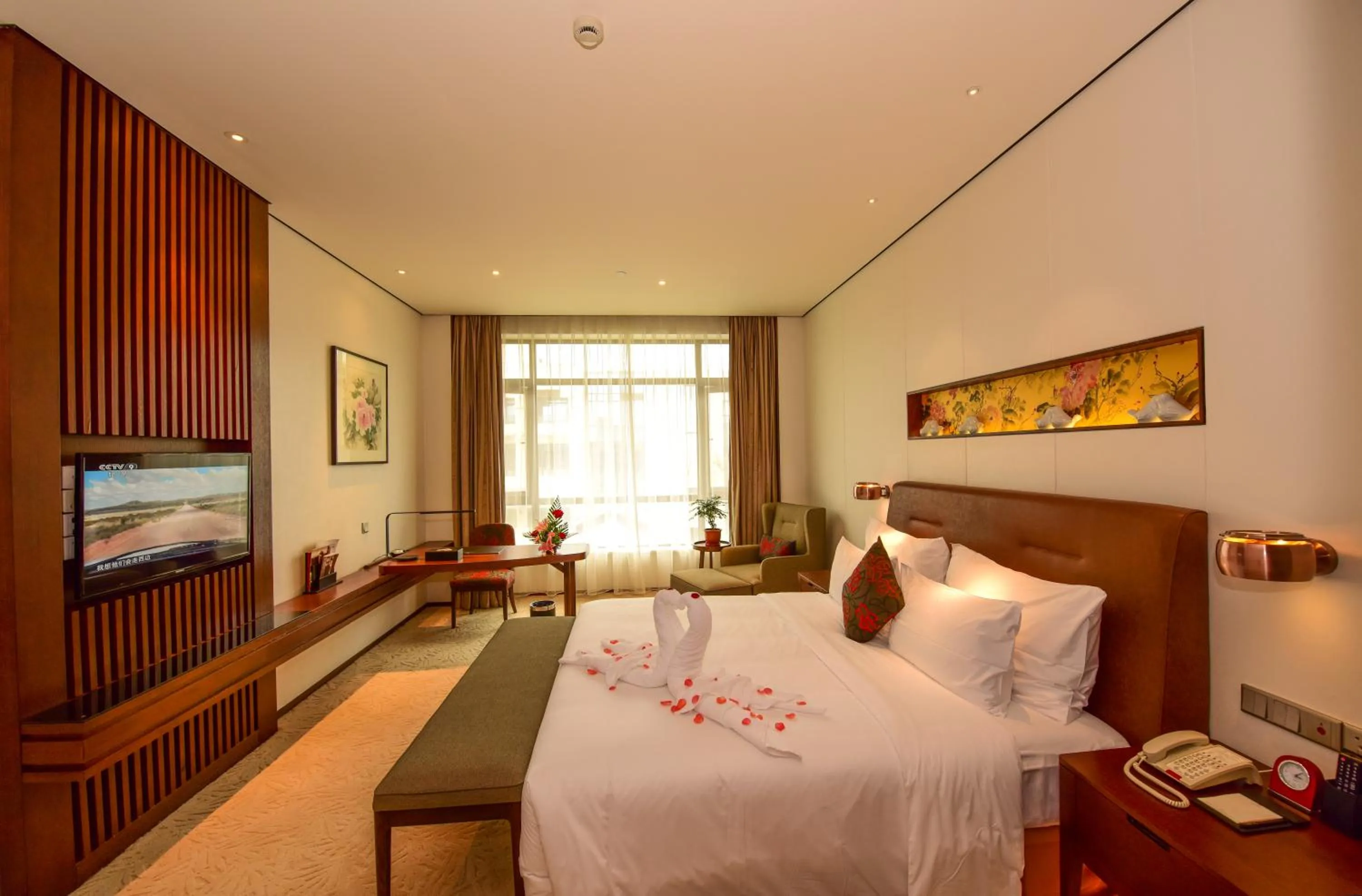 Photo of the whole room, Bed in Wuxi Yew Resort