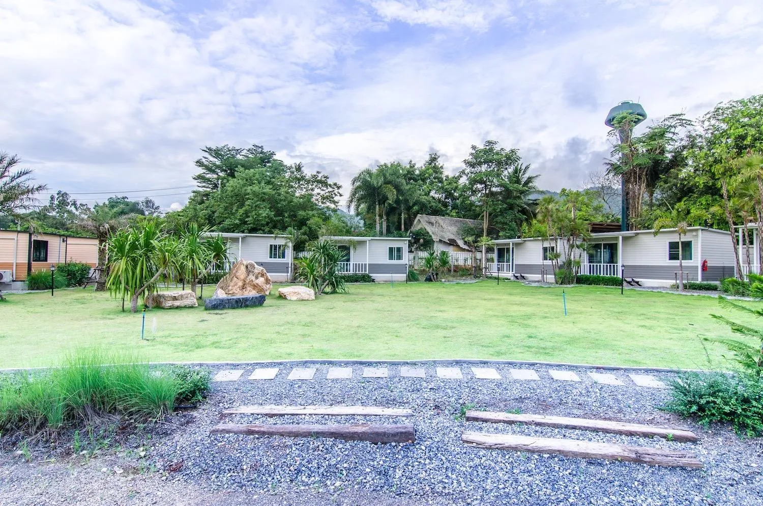 Property building in Tharapana Khaoyai Resort